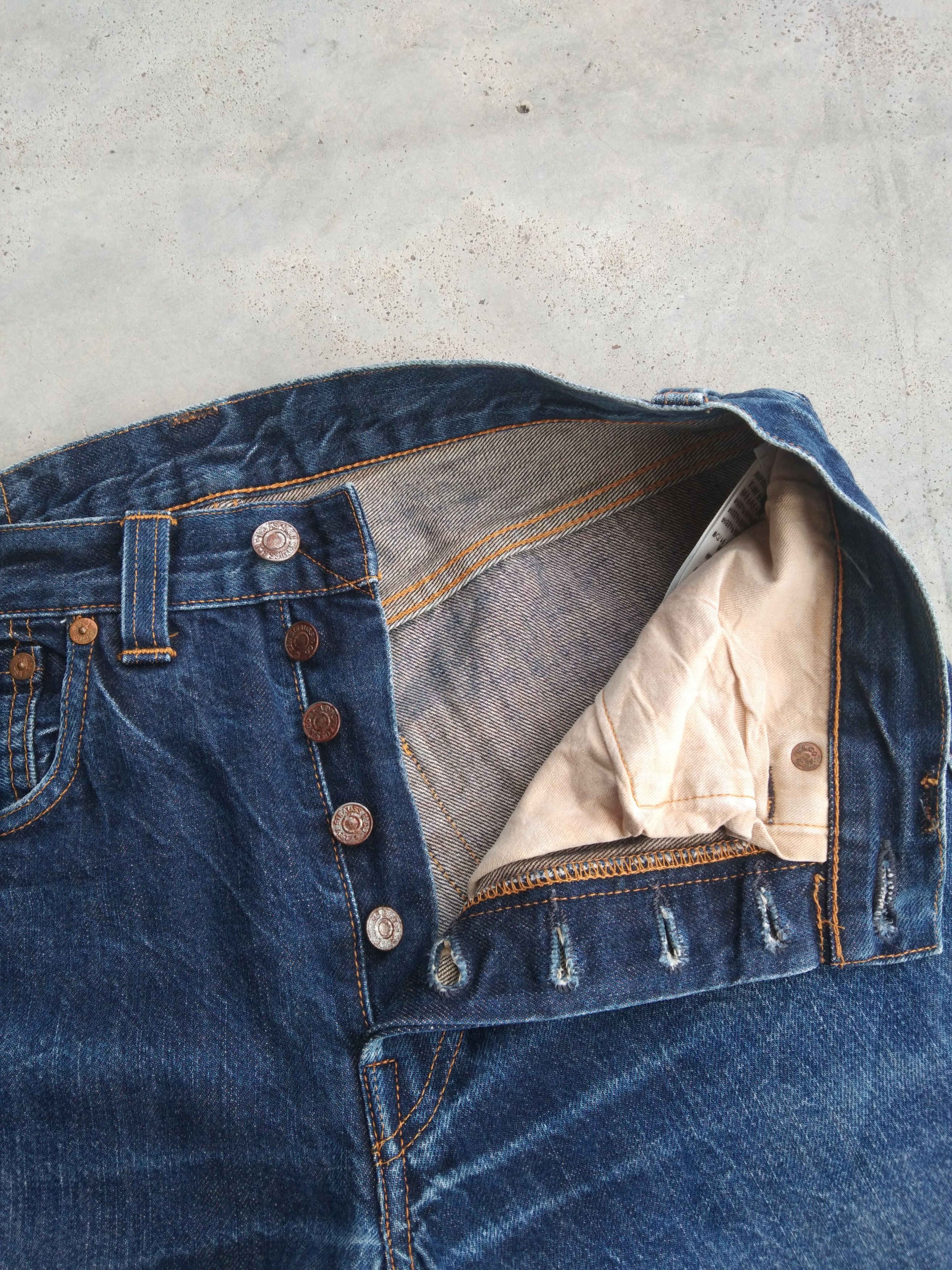 Levi's Vintage LVC Big E Levi's 501 XX selvedge Redline Jeans 30x31 Size US 30 / EU 46 - 8 Thumbnail