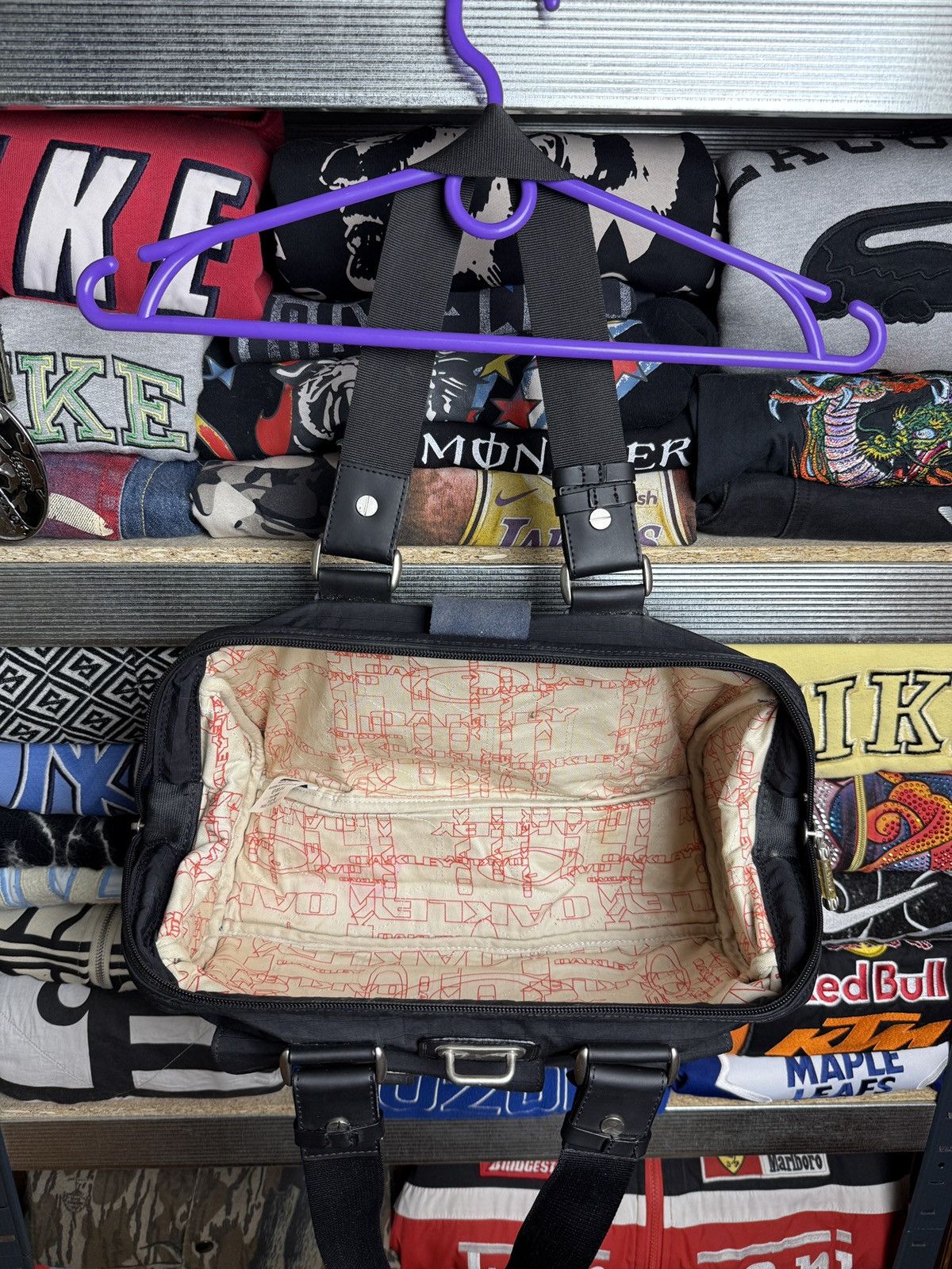 Oakley Crazy Vintage Oakley Bag Size ONE SIZE - 11 Thumbnail