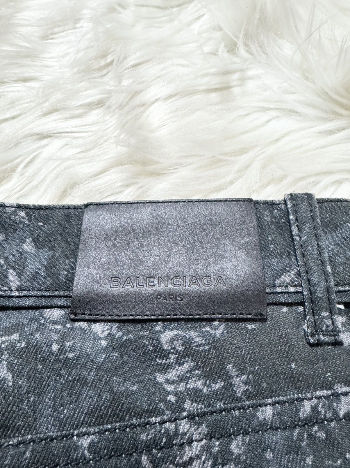 Balenciaga Balenciaga leather patch, marbled Blizzard denim pants Size US 29 - 9 Thumbnail