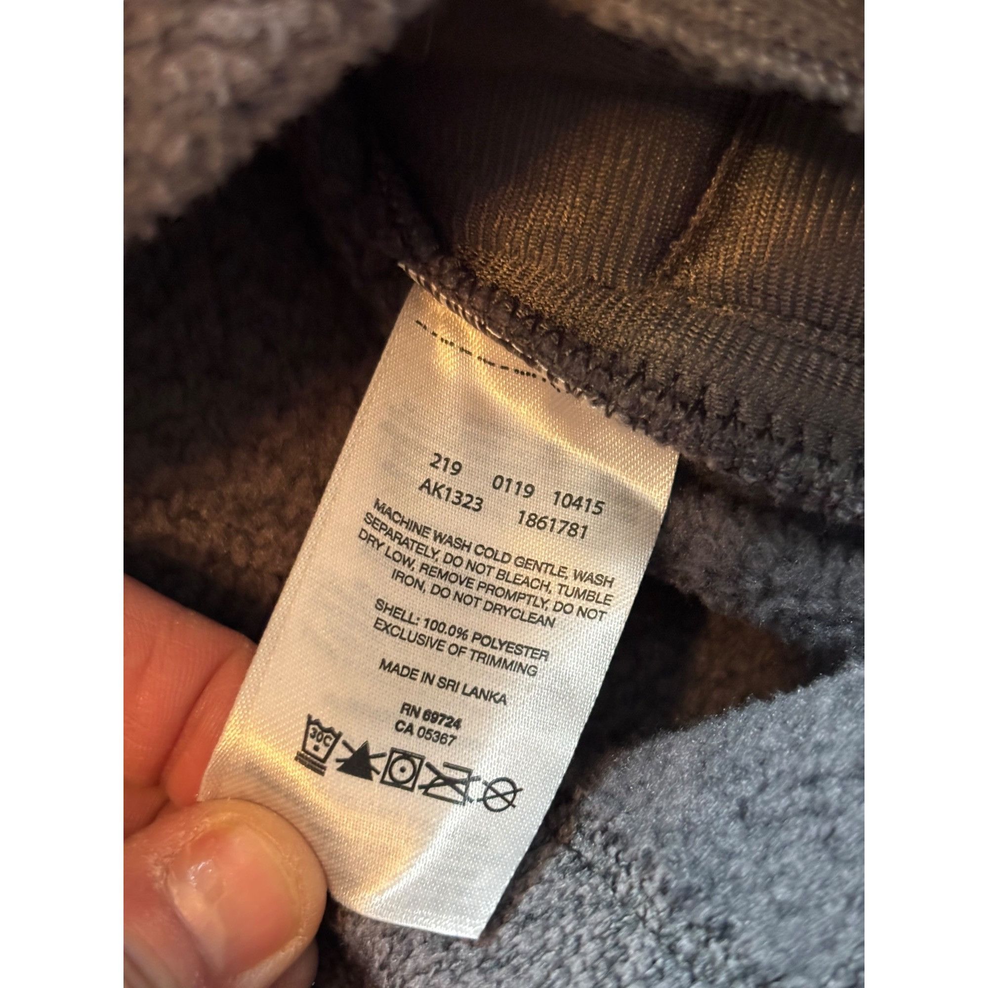 Columbia Columbia Womens Full-Zip Fleece Jacket Chevron Pattern Gray Size S / US 4 / IT 40 - 4 Thumbnail