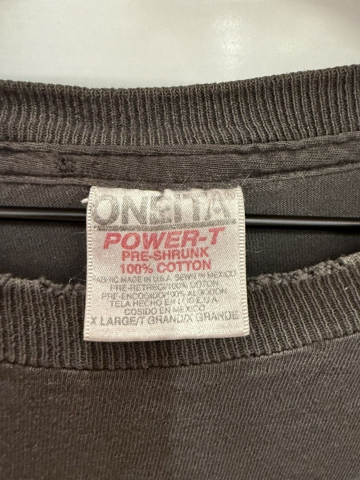 Vintage Vintage Hole Roseland NYC Use Once And Destroy Shirt size XL Size US XL / EU 56 / 4 - 3 Thumbnail