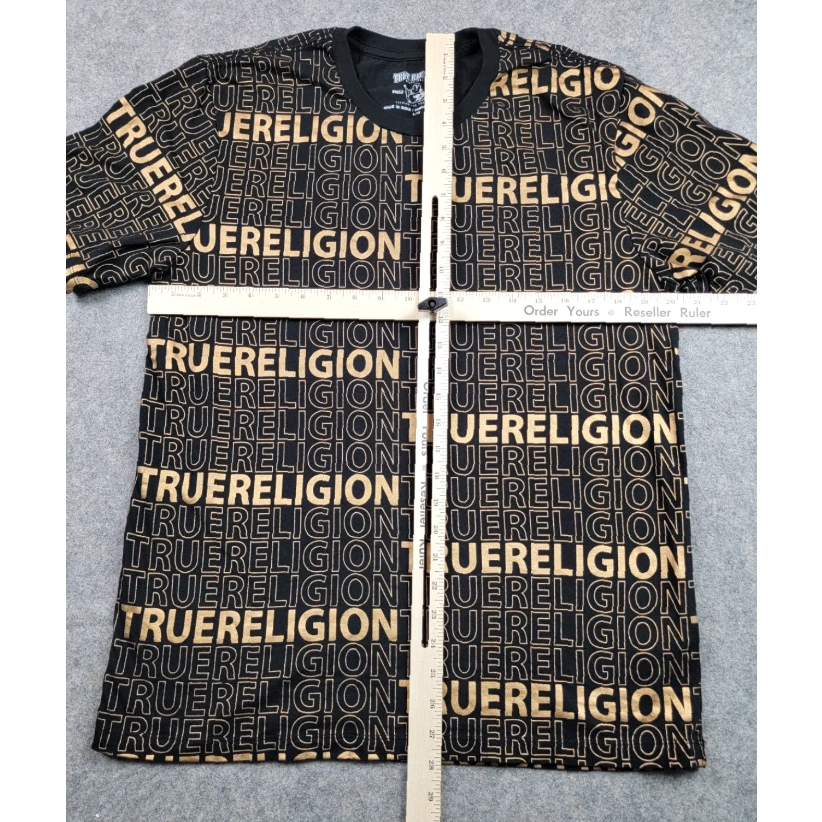 True Religion True Religion Shirt Mens Large Black Logo All Over Text Pullover Shirt Size US L / EU 52-54 / 3 - 7 Thumbnail