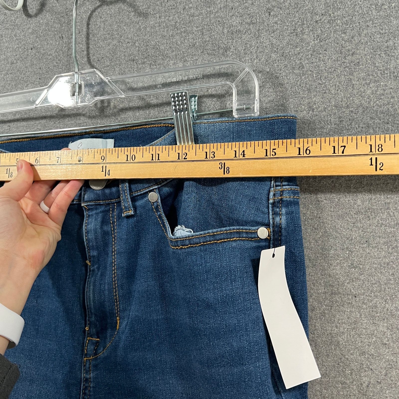 Other Encore by Idina Menzel Regular High Waisted Crop Jeans Size 32" / US 10 / IT 46 - 8 Thumbnail