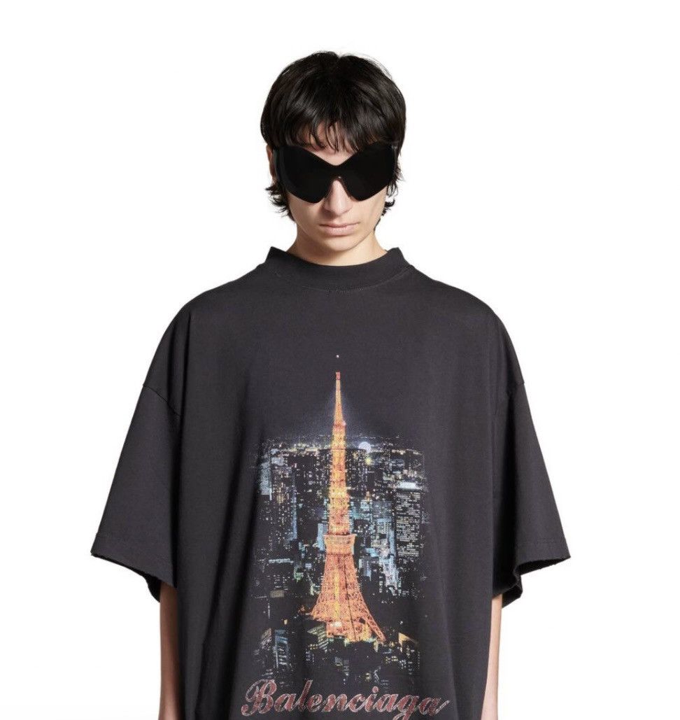 Balenciaga Tokyo Tower T-shirt Size US S / EU 44-46 / 1 - 6 Thumbnail