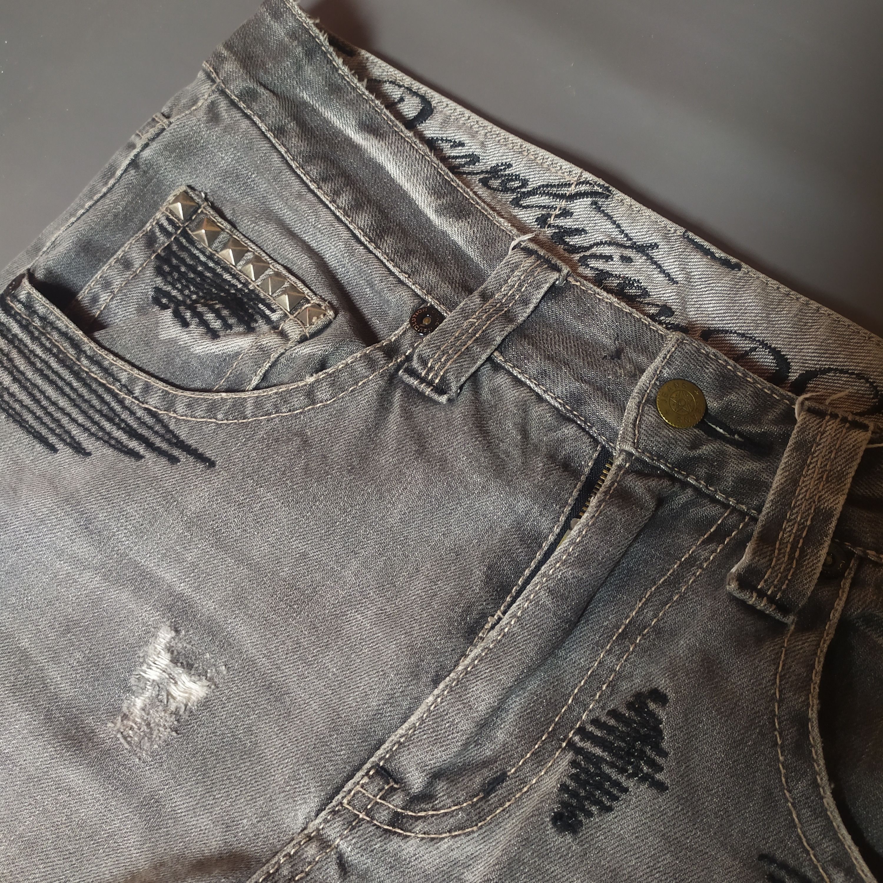 If Six Was Nine DOHC Skull Jeans Size US 33 - 9 Thumbnail