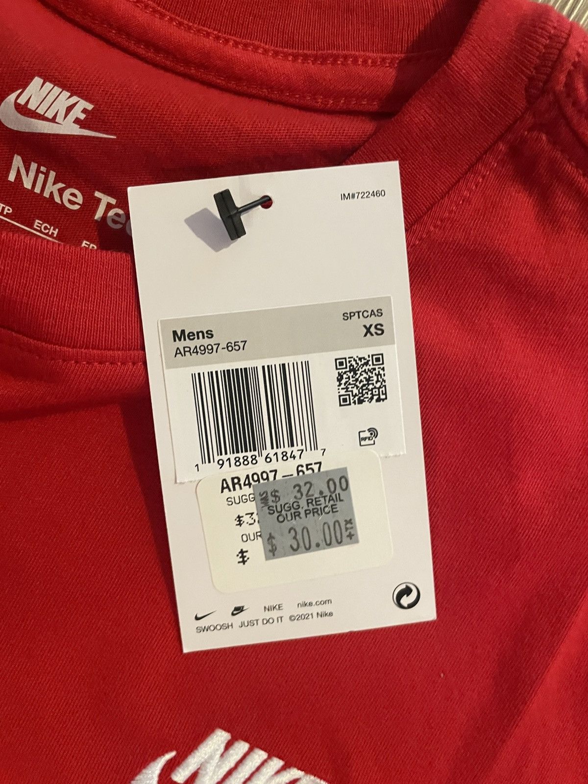 Nike Nike Sportswear Essential Embroidered Swoosh Tee Red XS NWT Size US XS / EU 42 / 0 - 3 Thumbnail
