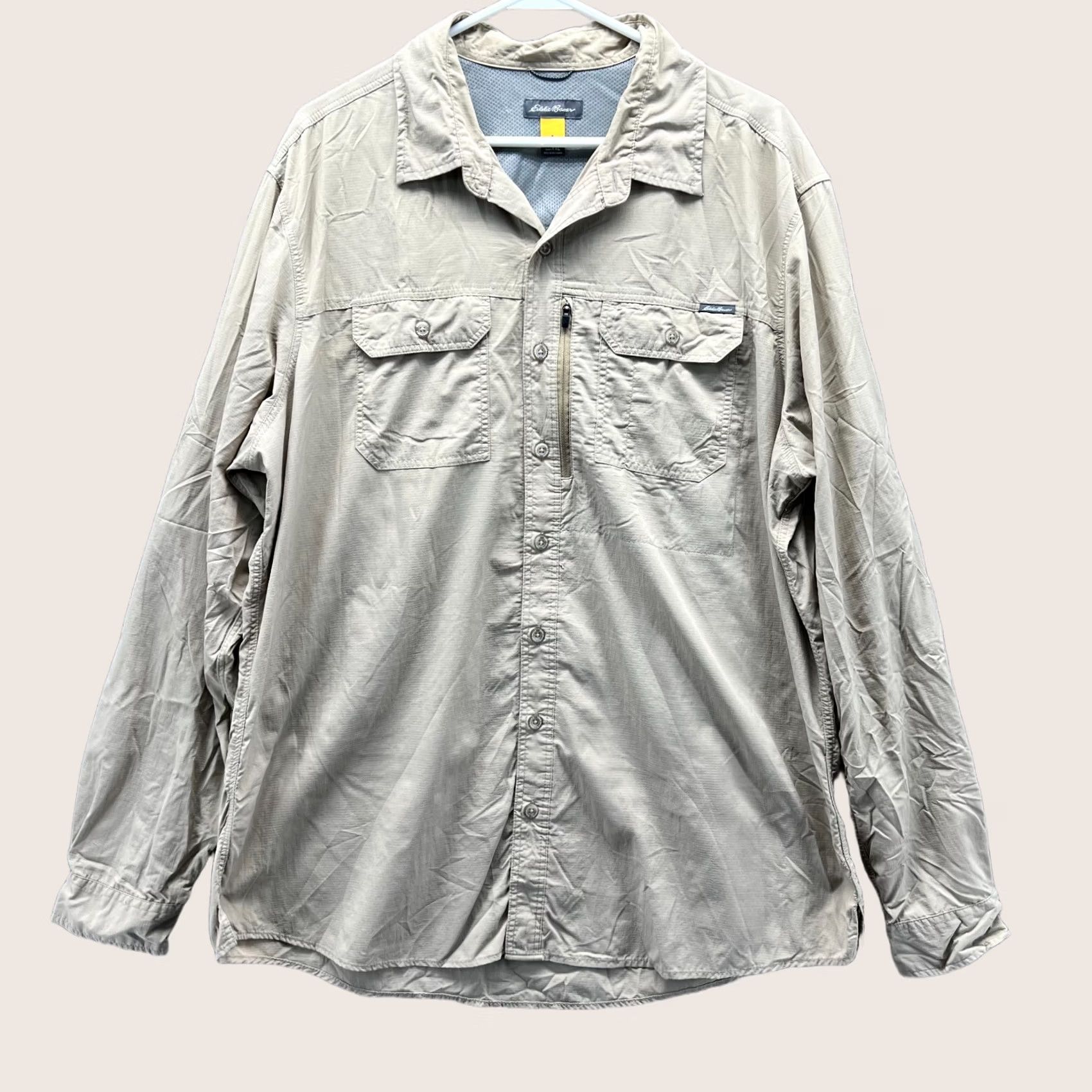Eddie Bauer VINTAGE: Eddie Bauer Shirt Mens XLT Beige Button Down Vented Tan Outdoors Lined Hiking Size US XL / EU 56 / 4 - 1 Thumbnail
