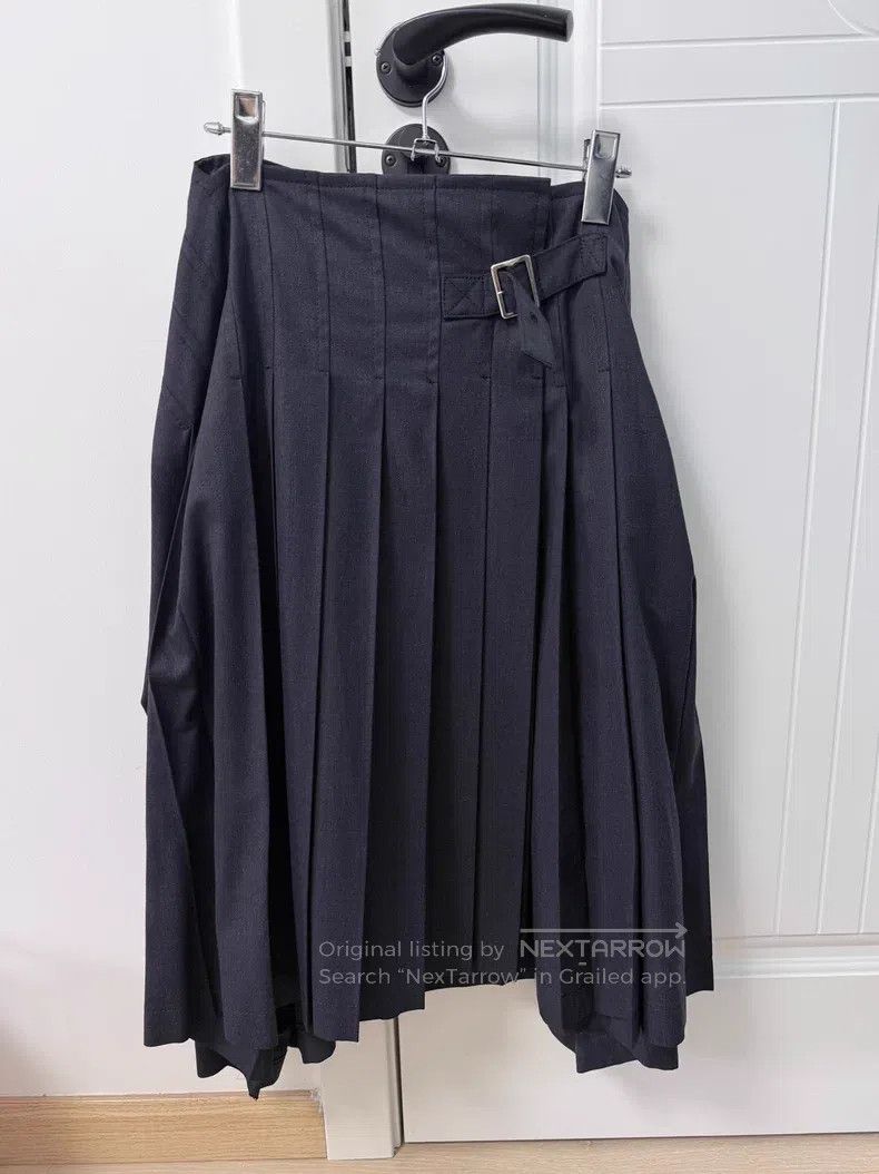 Comme des Garcons Comme Des Garcons size M Asymmetrical pleated skirt Size 23" - 1 Thumbnail