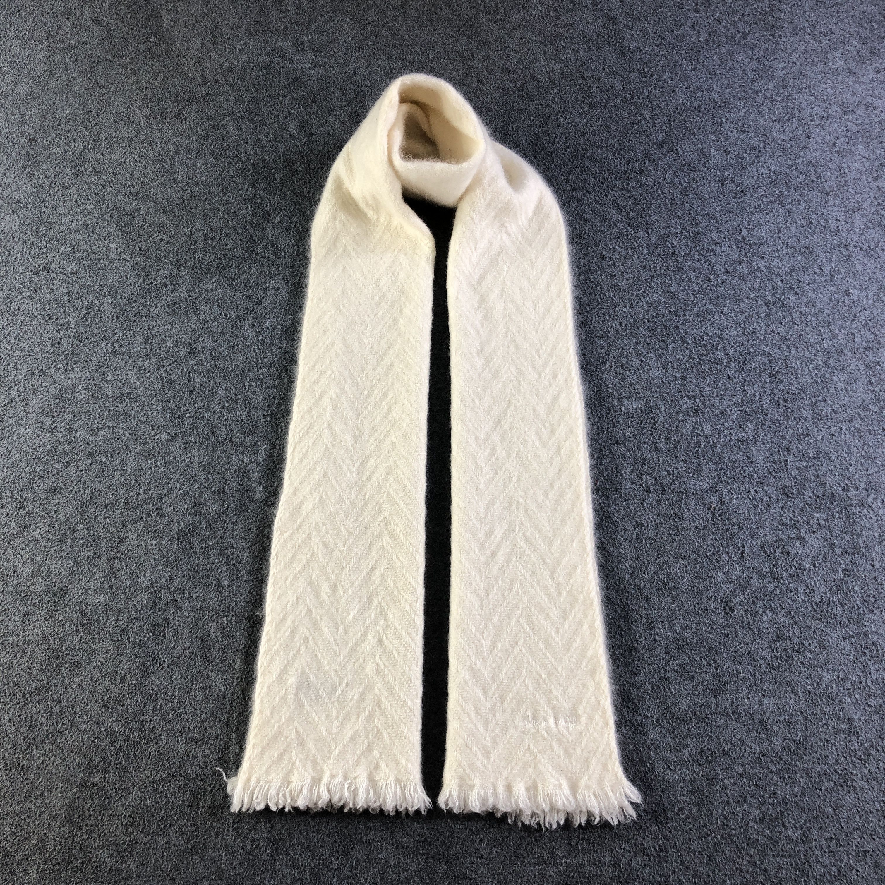 Nina Ricci Nina Ricci Cashmere Scarf Muffler Neckwear V2792 Size ONE SIZE - 1 Thumbnail