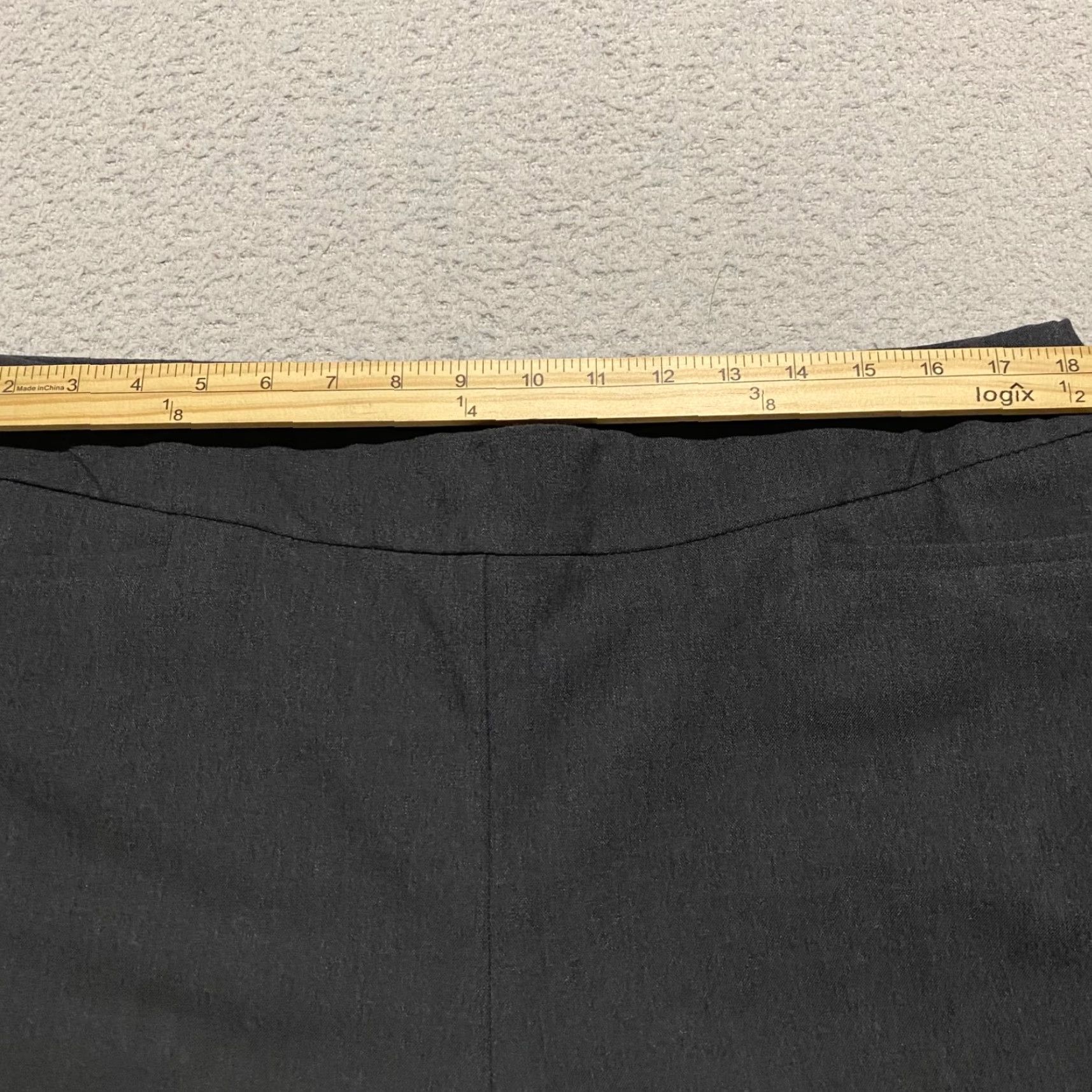 Vintage Chicos Womens 16 Dress Pants Gray High Rise Pull On Pockets Ankle Women 16 Pants Gray High Rise Pull On Pockets Ankle Chico's Size 38" / US 16 / IT 52 - 7 Thumbnail