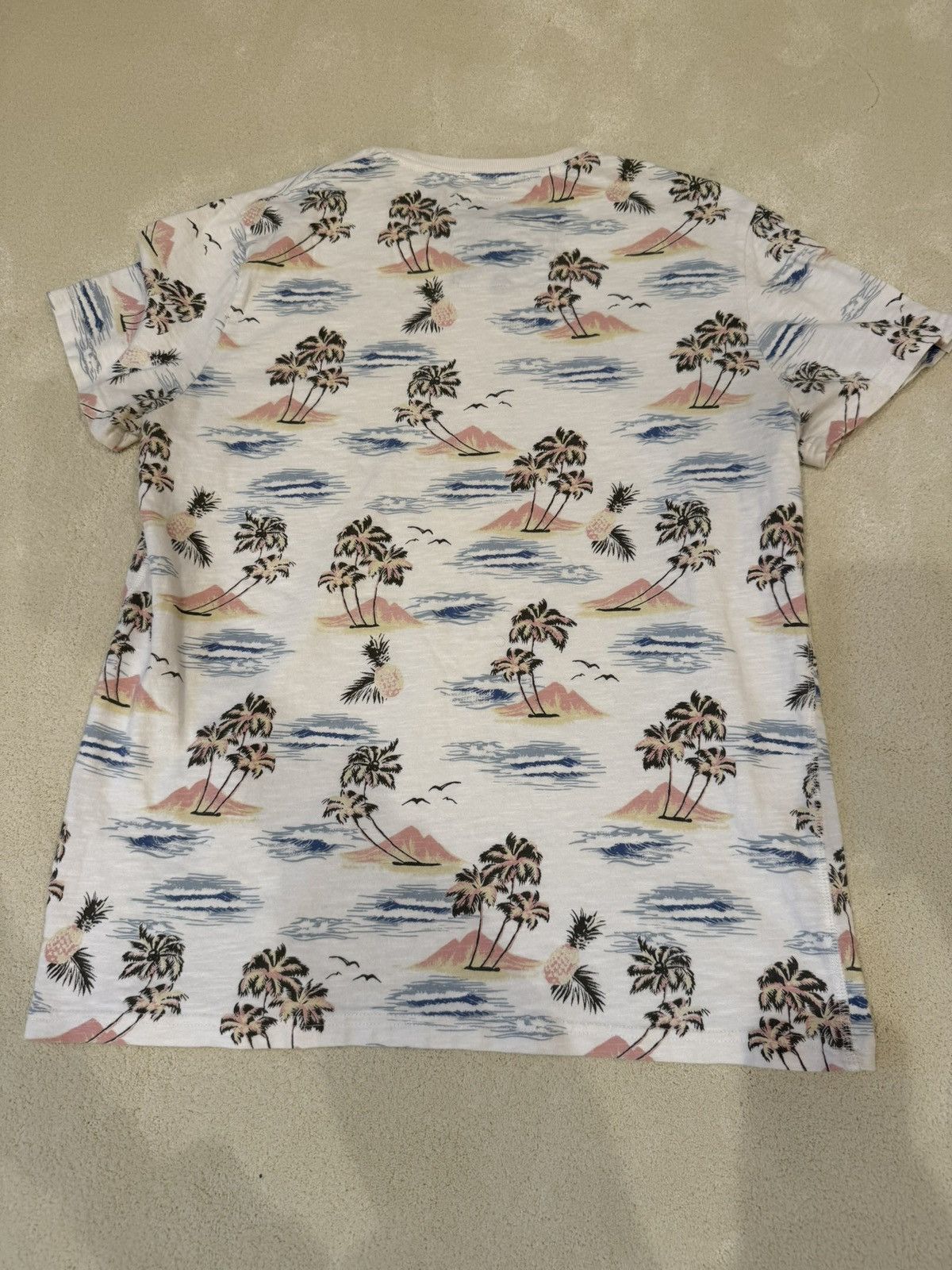 Superdry Superdry Palm Island Print T-Shirt Size US XL / EU 56 / 4 - 2 Thumbnail