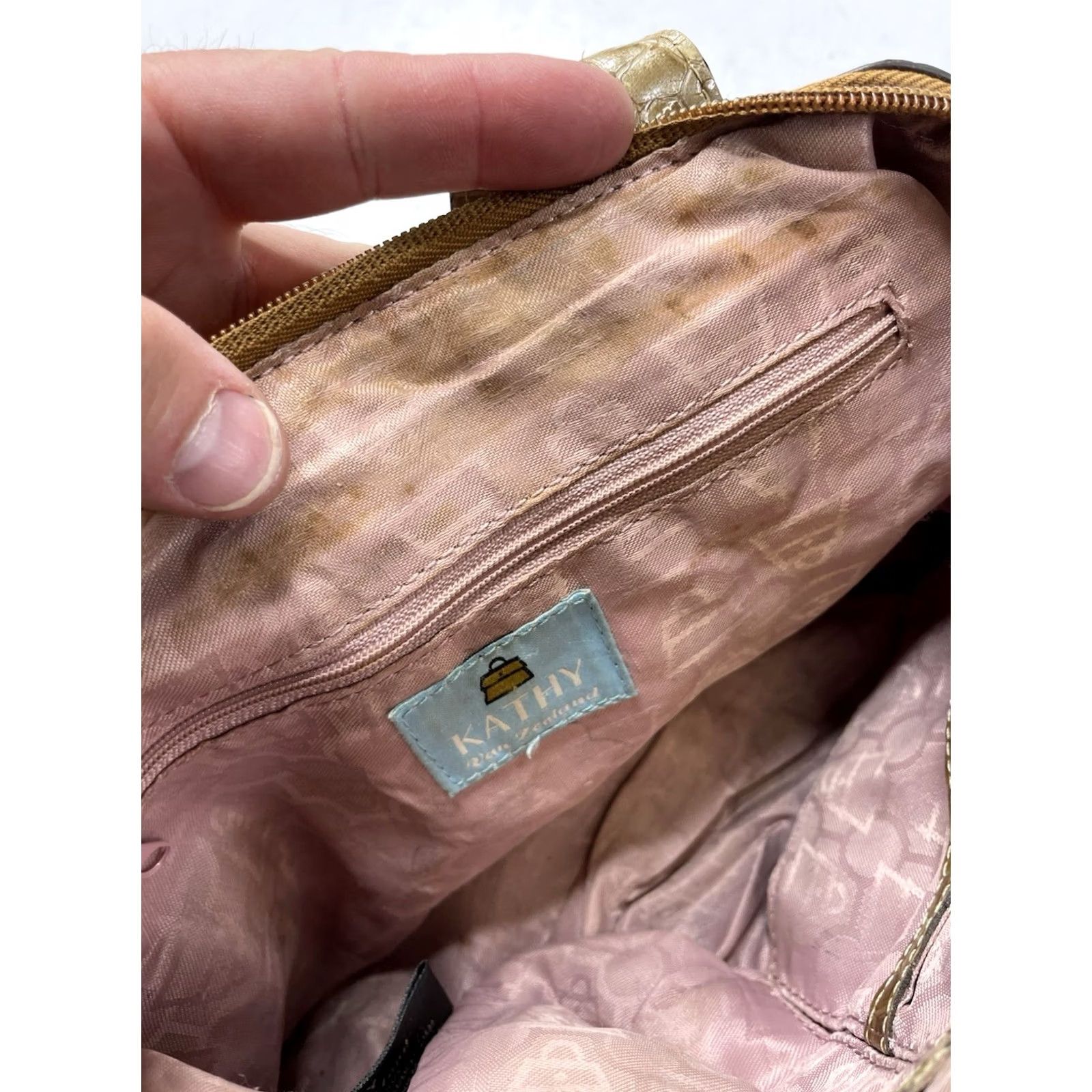 Vintage Kathy Van Zeeland Beige Faux Suede Croc Embossed Satchel Handbag Y2K Buckle Purse Shoulder Bag Size ONE SIZE - 3 Thumbnail