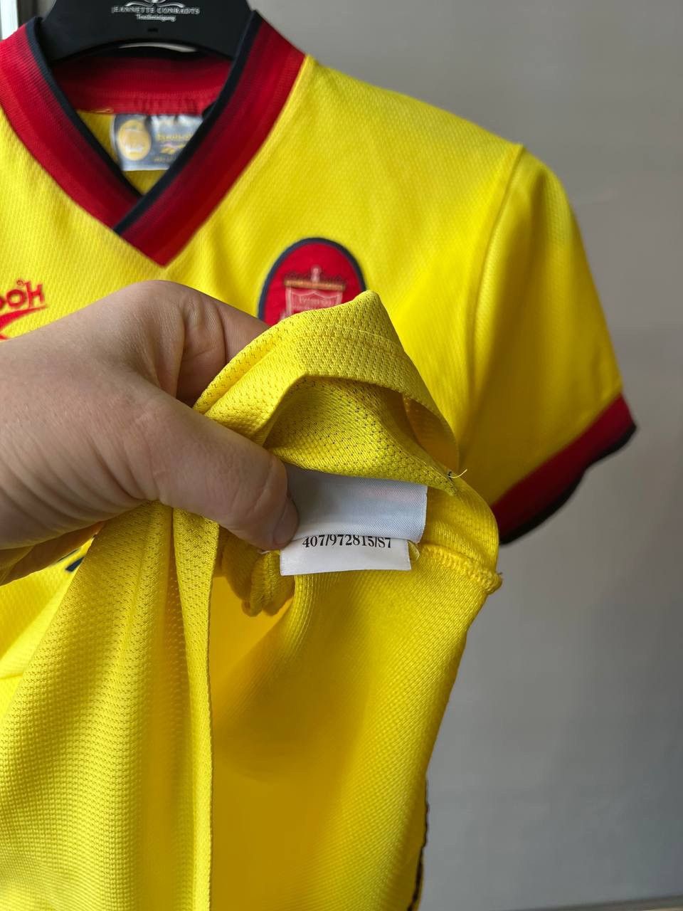 Reebok 1997/99 LIVERPOOL FC AWAY SOCCER JERSEY FOOTBALL SHIRT 30/32 Size US XS / EU 42 / 0 - 9 Thumbnail