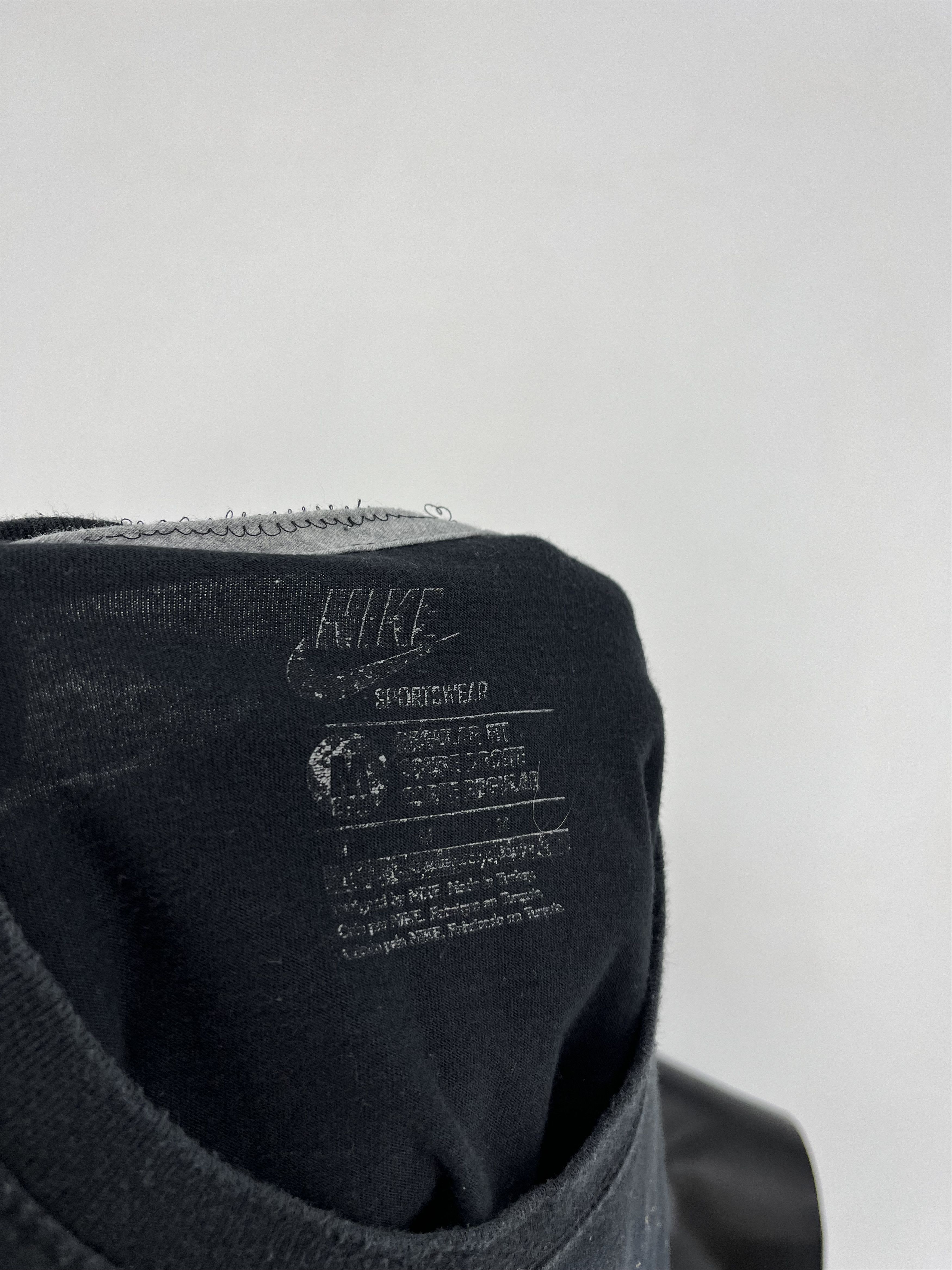Nike Vintage 90s Nike Swoosh Logo Tee Travis Scott Style Grailed Size US M / EU 48-50 / 2 - 9 Thumbnail