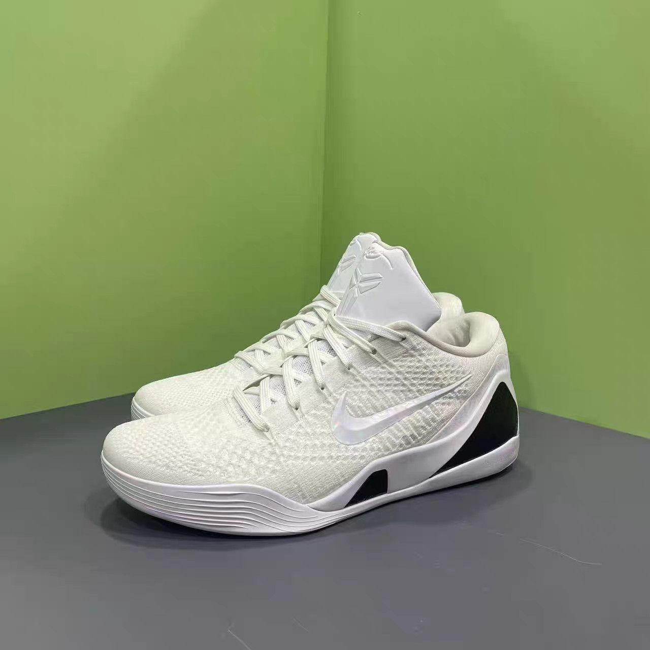 Nike Nike Kobe 9 Elite Protro Halo Basketball Shoes K15 Size US 11.5 / EU 44-45 - 1 Thumbnail