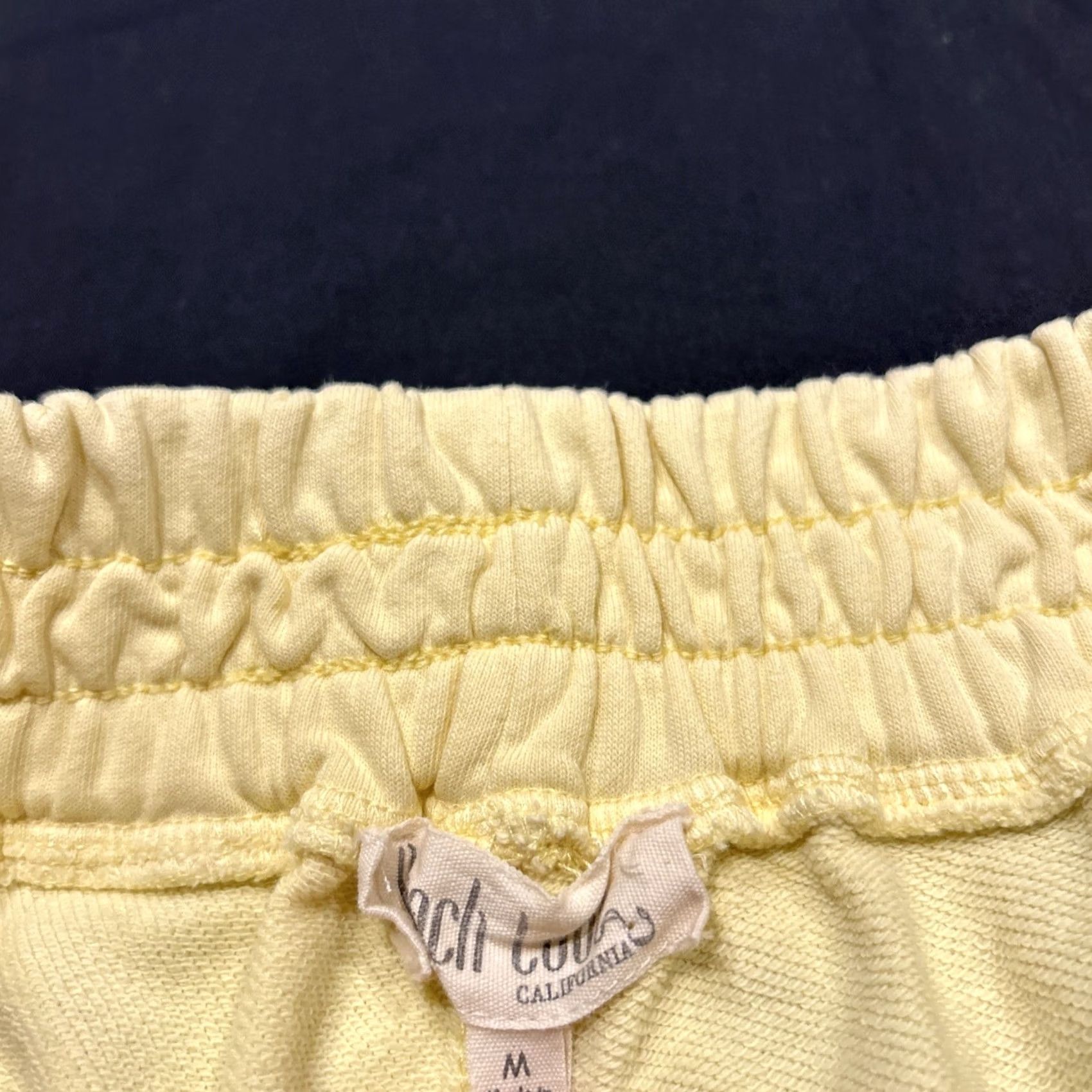 Vintage Peach Love California Boyfriend Womens M Yellow With Pearl Accent Skort Cotton Knit Size B17 Size 32" / US 10 / IT 46 - 2 Thumbnail