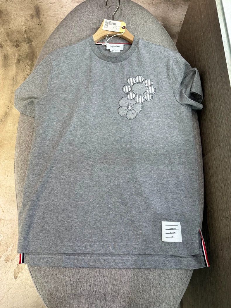Thom Browne Size 1Gray Flower Short Sleeves 2501-Nextarrow