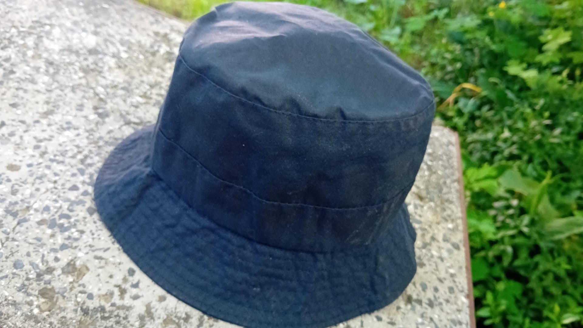 Barbour × Swagger Barbour Wax Bucket Hat A108 Made in England Size S Size ONE SIZE - 3 Thumbnail