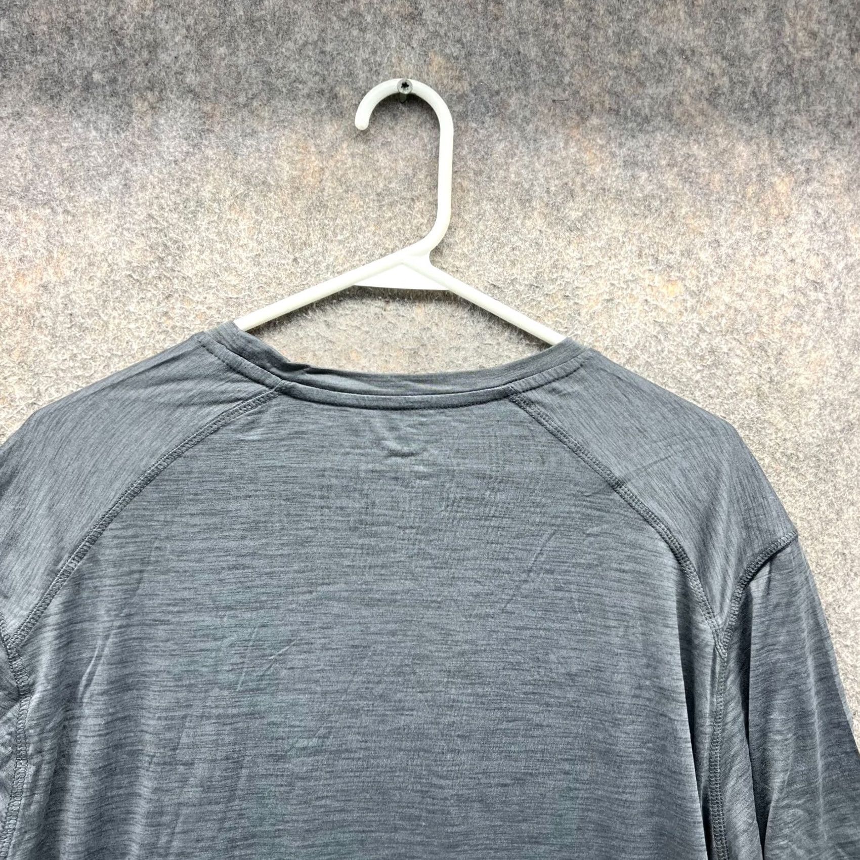 Eddie Bauer VINTAGE not included; Eddie Bauer Shirt Men XL Gray Cotton Crewneck Short Sleeve Logo All Seasons IT IS NOT A VINTAGE item; adjust accordingly Size US XL / EU 56 / 4 - 2 Thumbnail