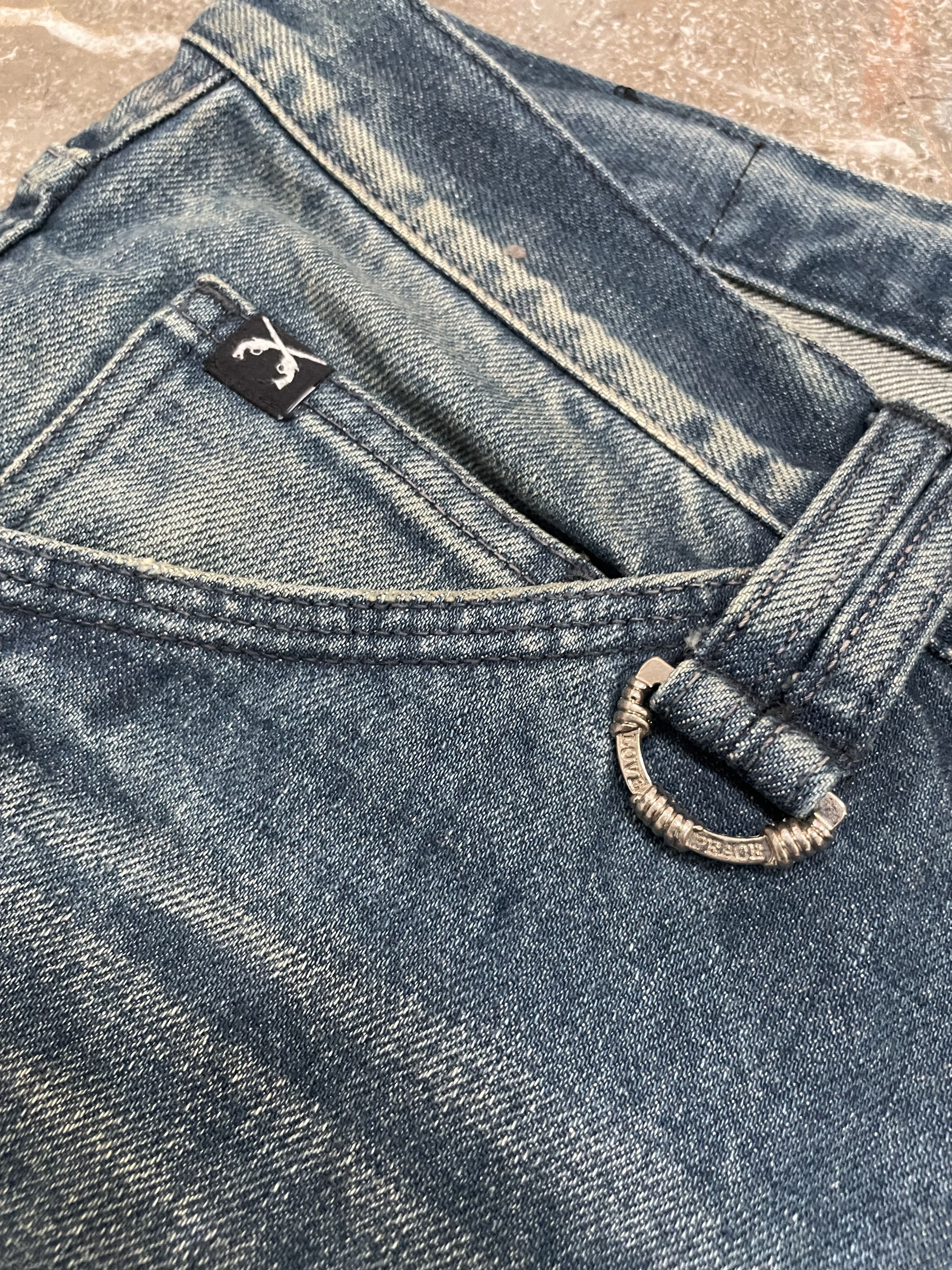 roarguns Roarguns Swarovski Shield Logo Denim Jeans Size US 33 - 5 Thumbnail