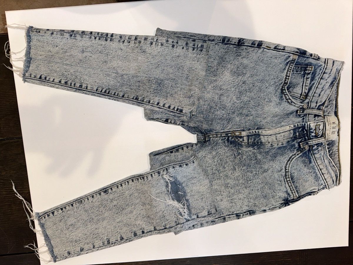 Free People Free People We The Free High Rise Dis Acid Wash Jeans Sz 26 Size 26" / US 2 / IT 38 - 4 Thumbnail