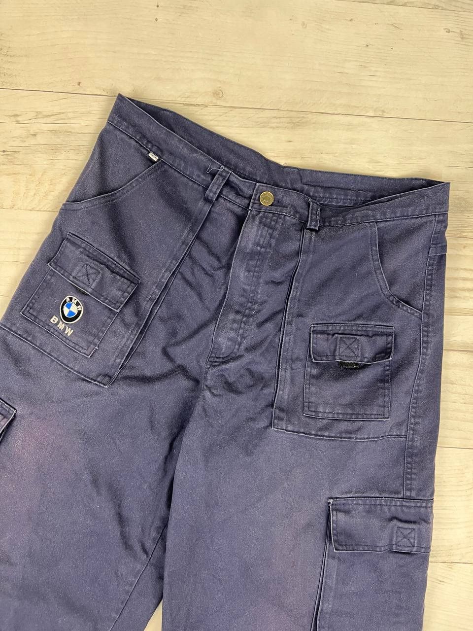 BMW Vintage BMW Formula 1 Cargo Shorts Size US 34 / EU 50 - 2 Thumbnail