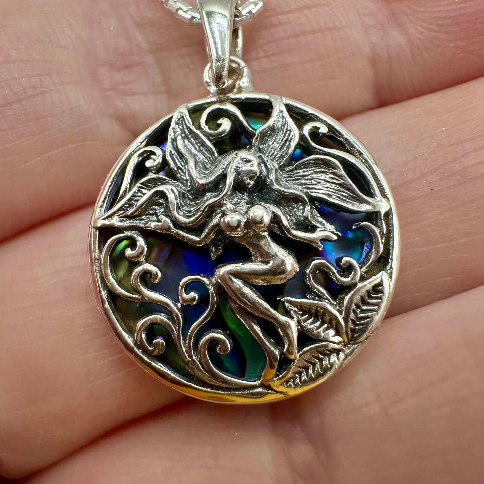 Other Sterling Silver Fairy Abalone Shell Medallion Necklace Size ONE SIZE - 8 Thumbnail