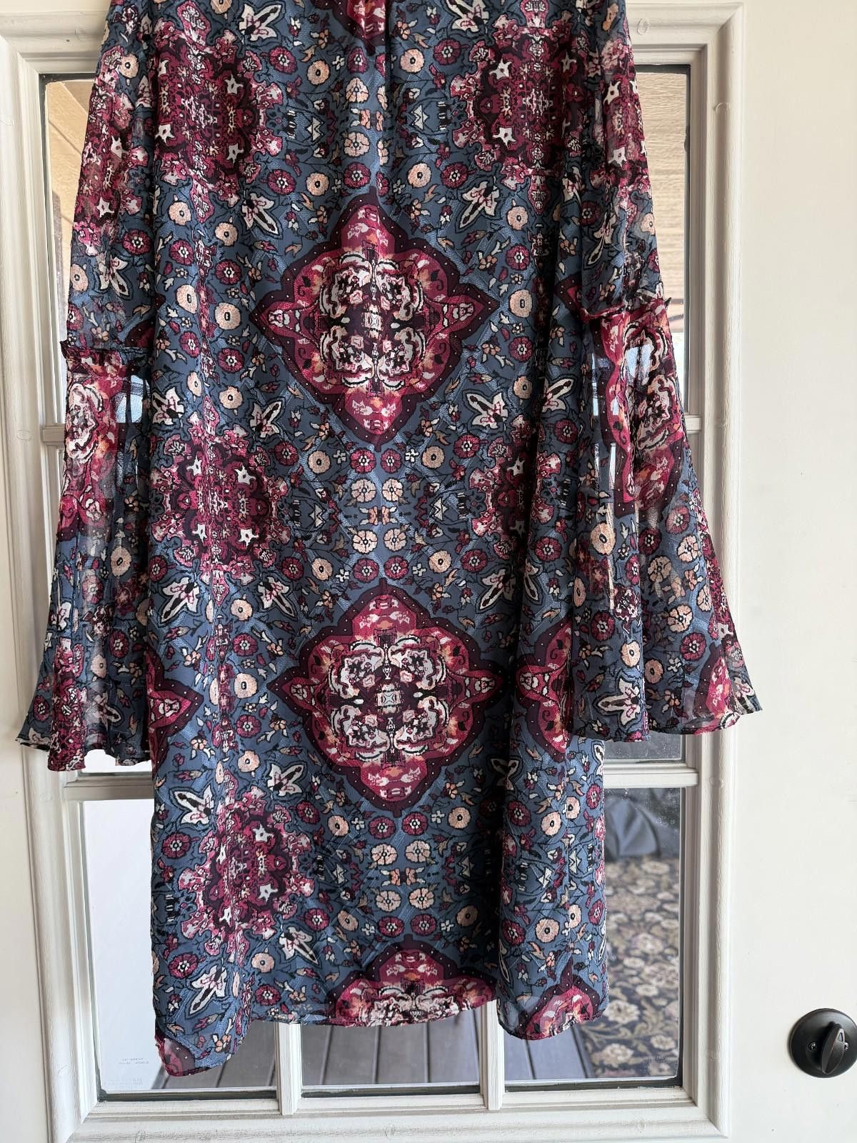 Other WHBMBoho Floral Bell Sleeve Dress Blue Rose S Size Size S / US 4 / IT 40 - 7 Thumbnail