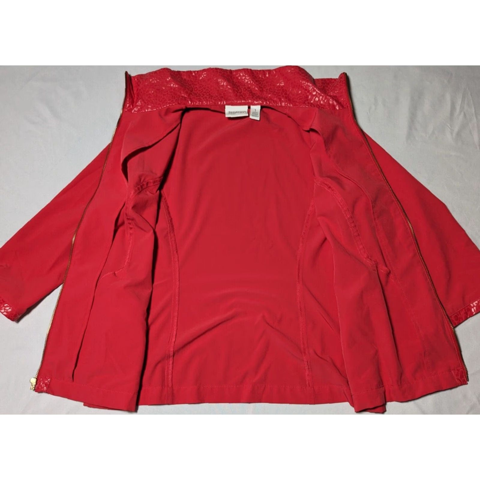 Vintage Chico's ZENERGY Women Jacket 3/4 Sleeve Lightweight Coral Red Zip Pockets Regular M Medium Red Womens Size M / US 6-8 / IT 42-44 - 3 Thumbnail