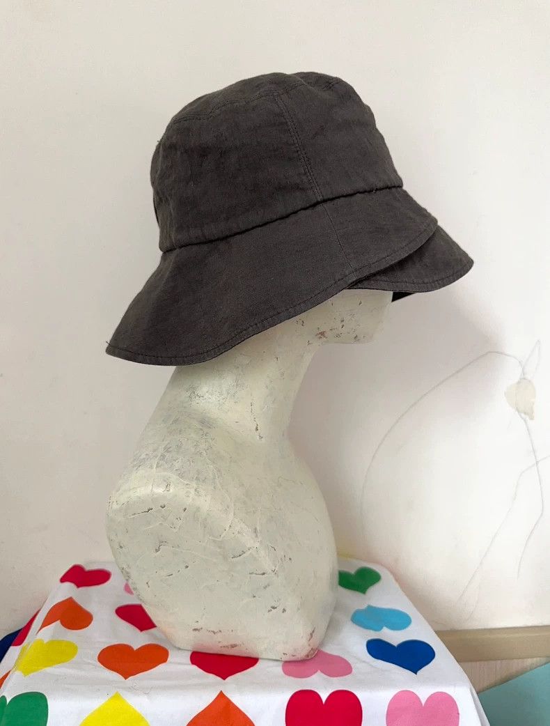 Vivienne Westwood Vivienne Westwood Double buttoned fisherman's cap Size ONE SIZE - 3 Thumbnail