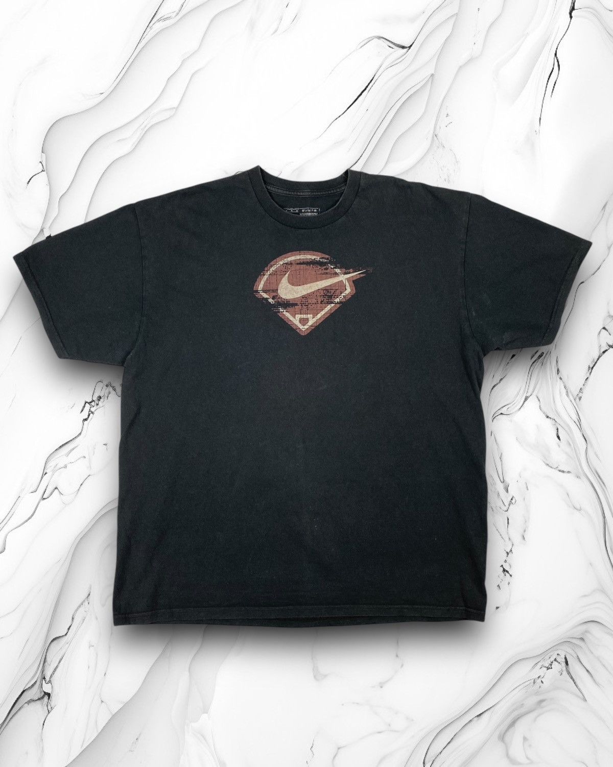 Nike × Vintage Vintage Y2K Nike Baseball Faded Streetwear Center Logo Tee Size US XL / EU 56 / 4 - 1 Thumbnail
