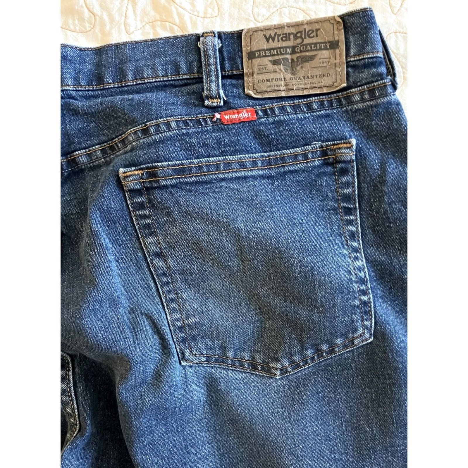 Wrangler Wrangler Jeans Mens Tag 40x30 Blue Workwear Regular Fit Straight Leg Mens Jeans Blue Cotton Denim 30 Inseam Pockets Vintage No Size US 40 / EU 56 - 2 Thumbnail
