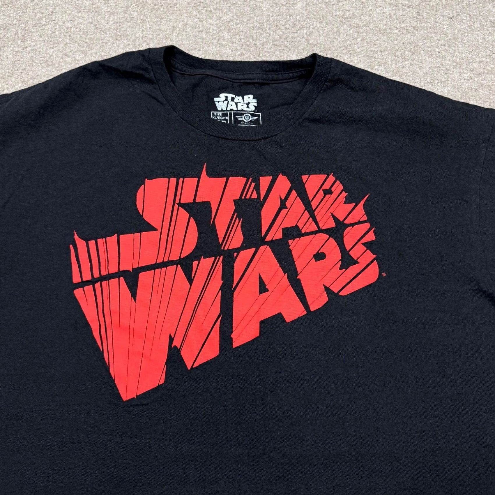 Mad Engine Star Wars Mens Shirt Black XL Short Sleeve Crew Neck Movie Tee Mad Engine Causal Size US XL / EU 56 / 4 - 3 Thumbnail