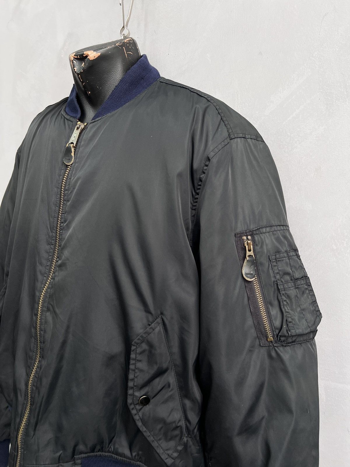 Alpha Industries Ma 1 vintage black opium bomber jacket balenciaga style y2k Size US L / EU 52-54 / 3 - 3 Thumbnail