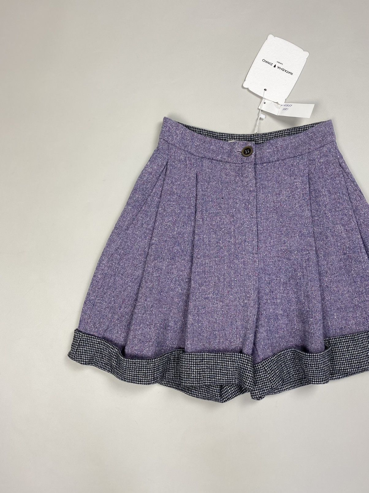 Designer × Natasha Zinko BNWT! Natasha Zinko ladies wool blend high rise shorts Size 25" / US 0 / IT 36 - 2 Thumbnail