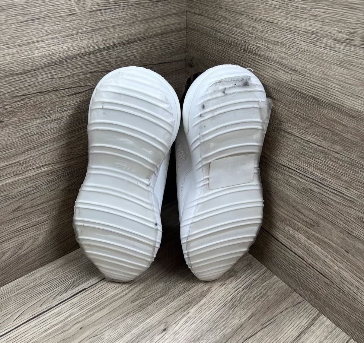 Fendi Fendi White and Brown Tail Sneakers J41 Size US 8 / EU 41 - 6 Thumbnail