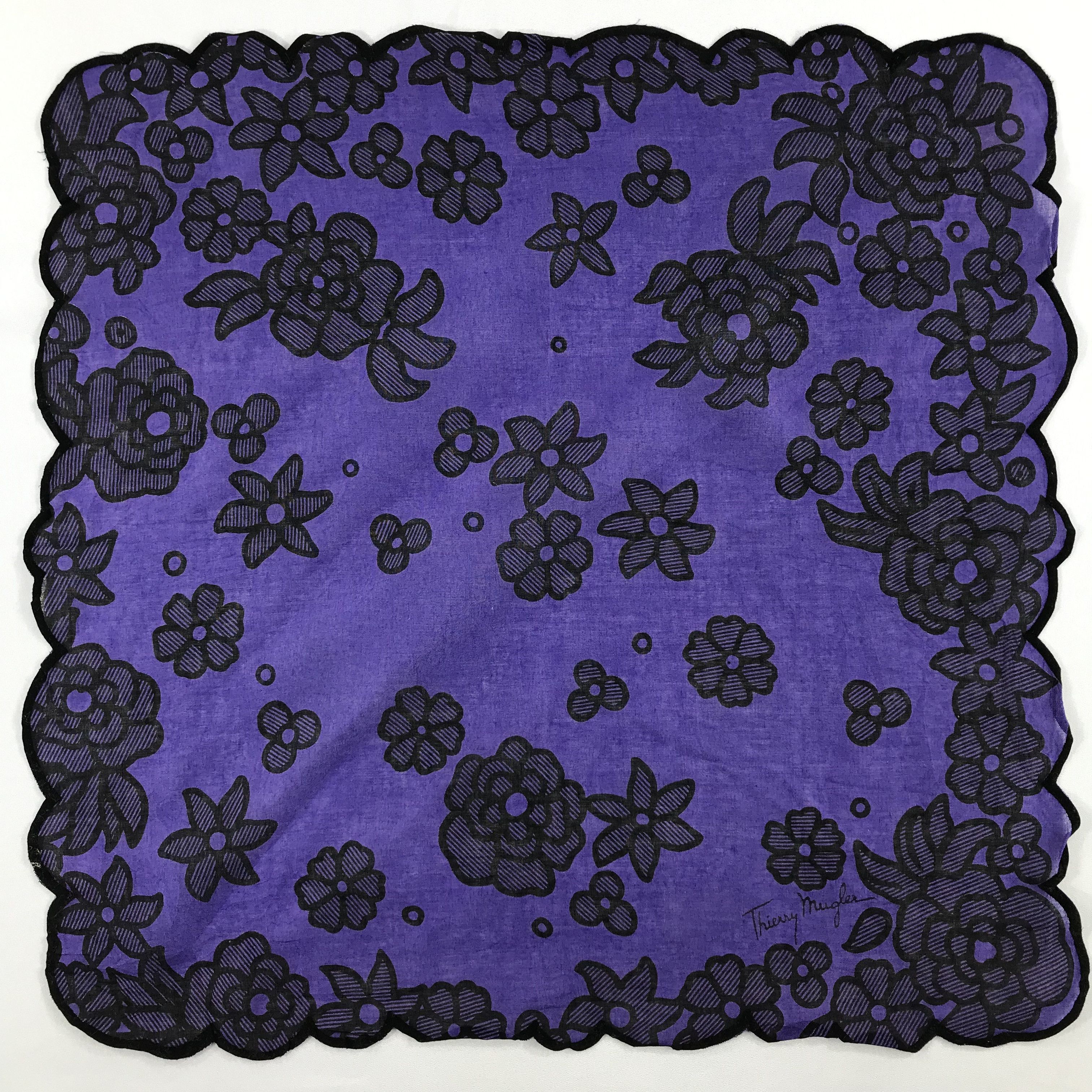Thierry Mugler Thierry Mugler Bandana / Handkerchief / Neckerchief -S2226 Size ONE SIZE - 1 Thumbnail