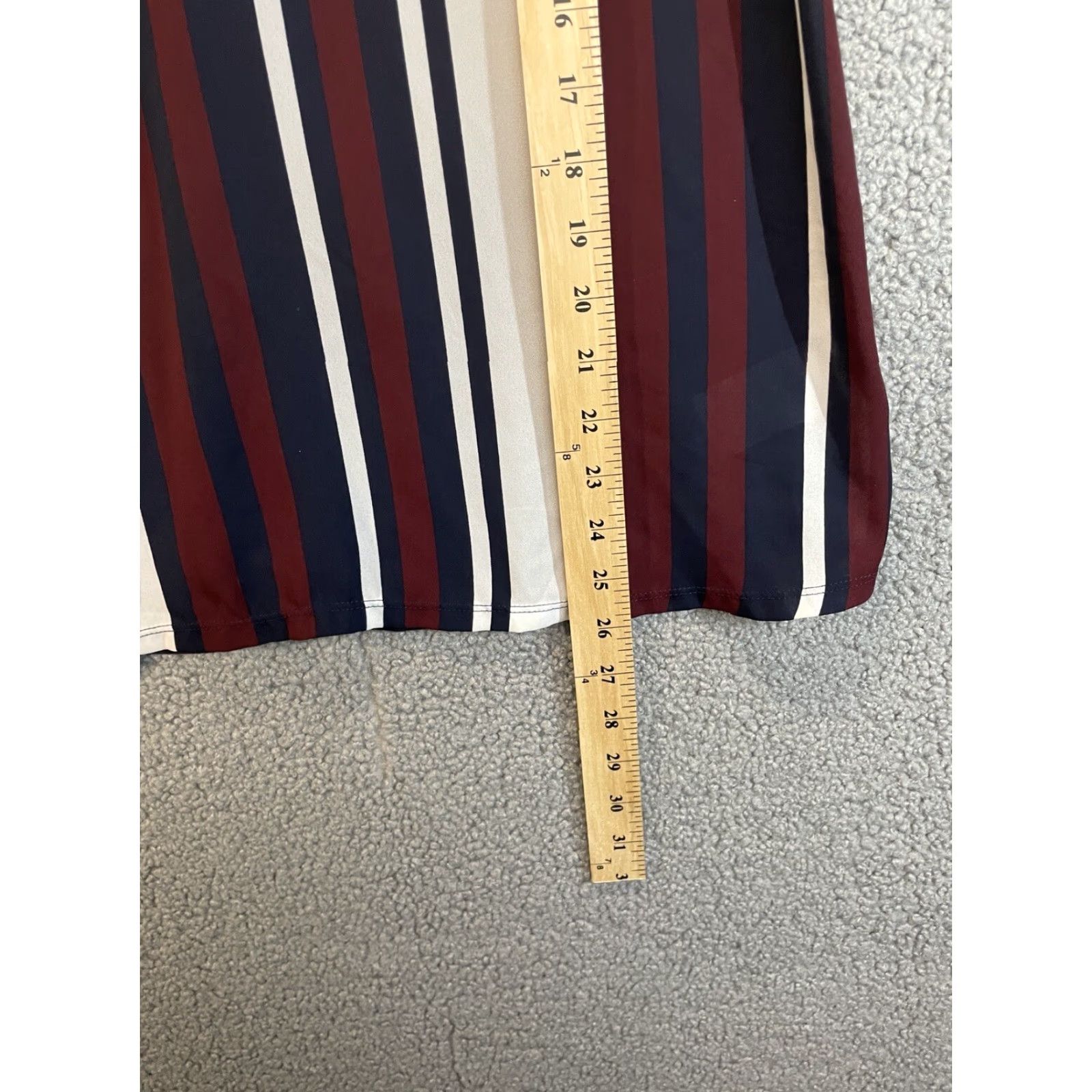 Express EXPRESS Striped Tank Top - Size Large Multicolor User: EXPRESS Striped Tank Top - Size Large Multicolor Size L / US 10 / IT 46 - 4 Thumbnail