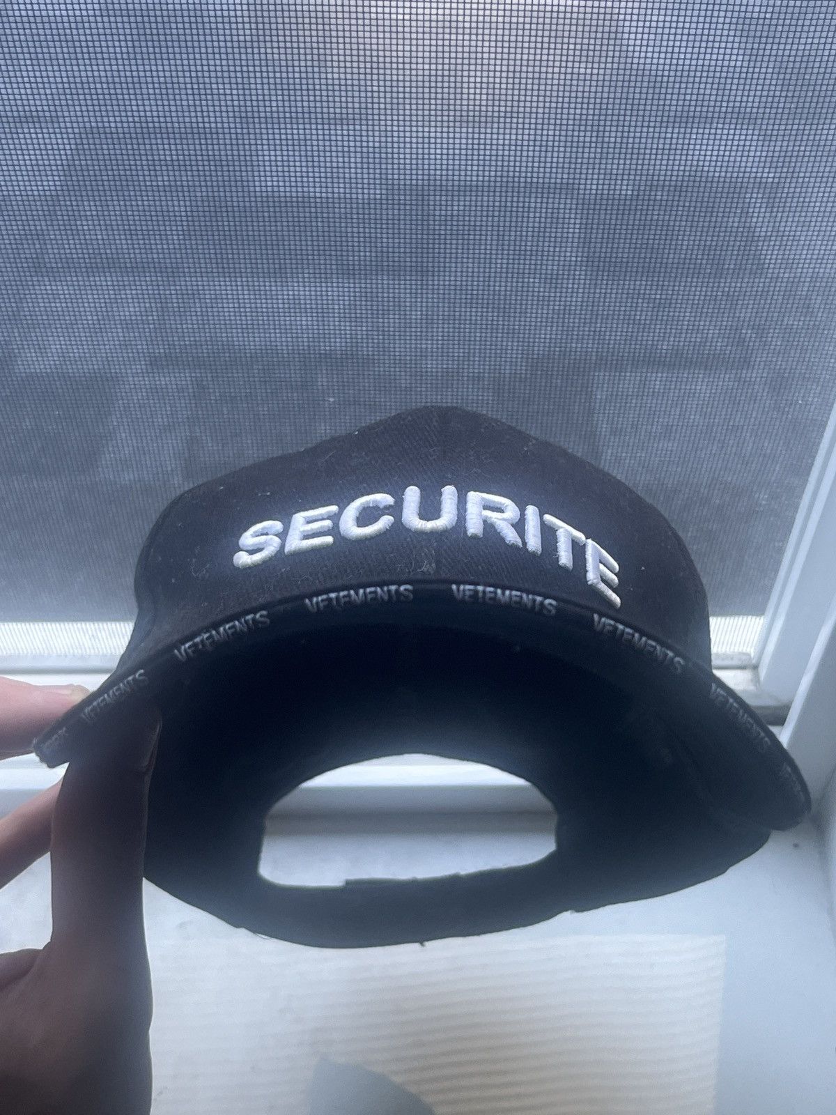 Vetements SS17 Securite Hat Size ONE SIZE - 3 Thumbnail