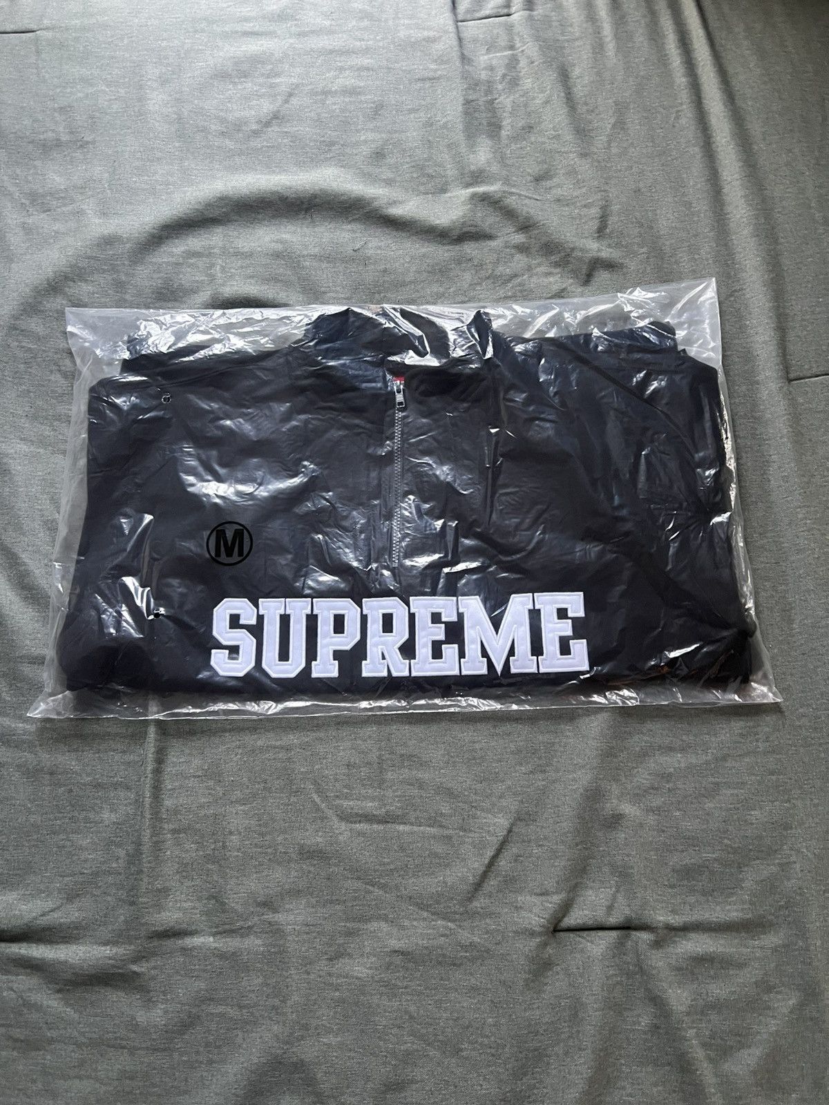 Supreme Supreme Shop Flag Half Zip Pullover Black Size Medium Size US M / EU 48-50 / 2 - 1 Thumbnail