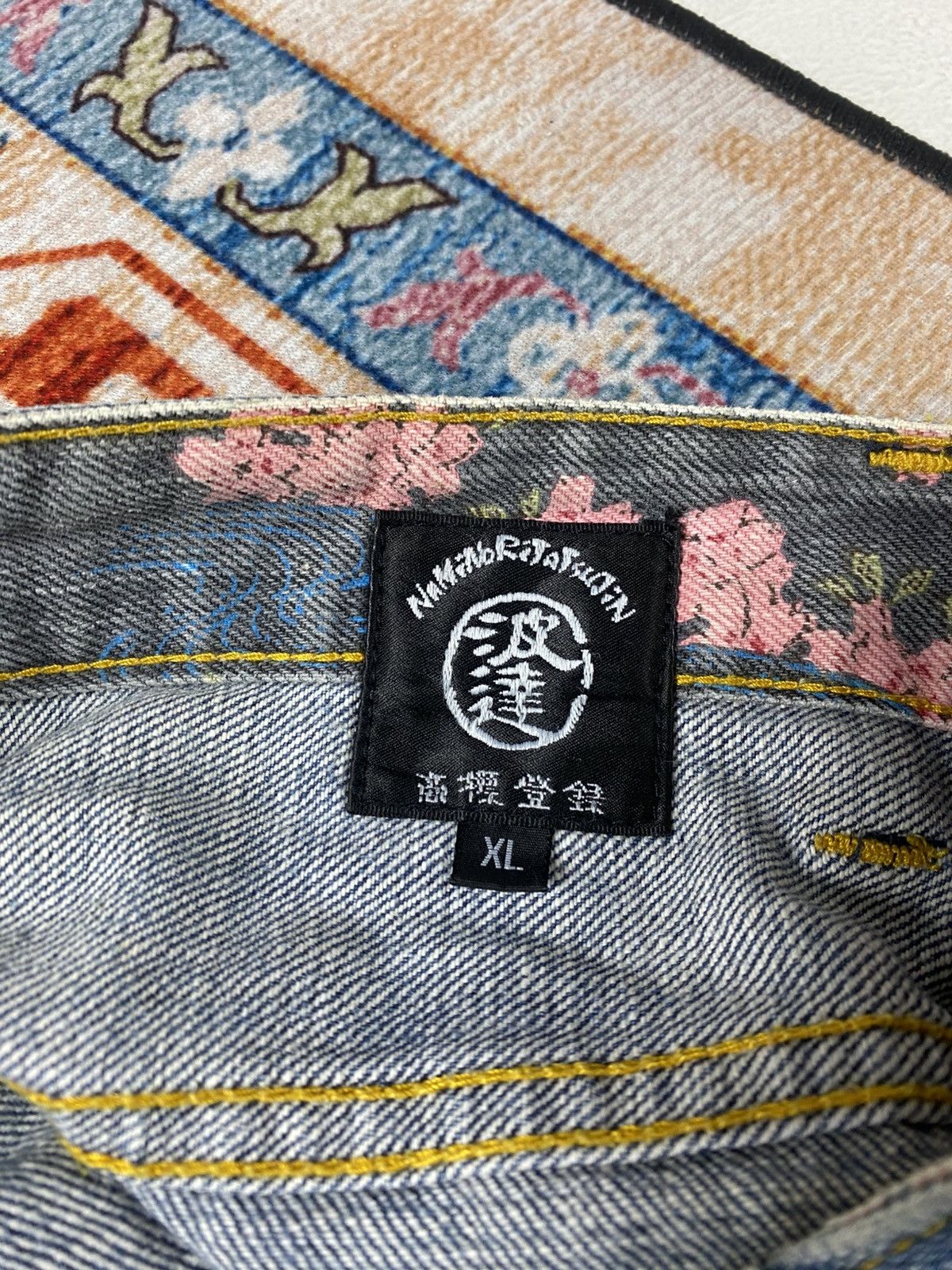 Karakuri Tamashii Flowers Distressed jeans pants Size US 35 - 5 Thumbnail