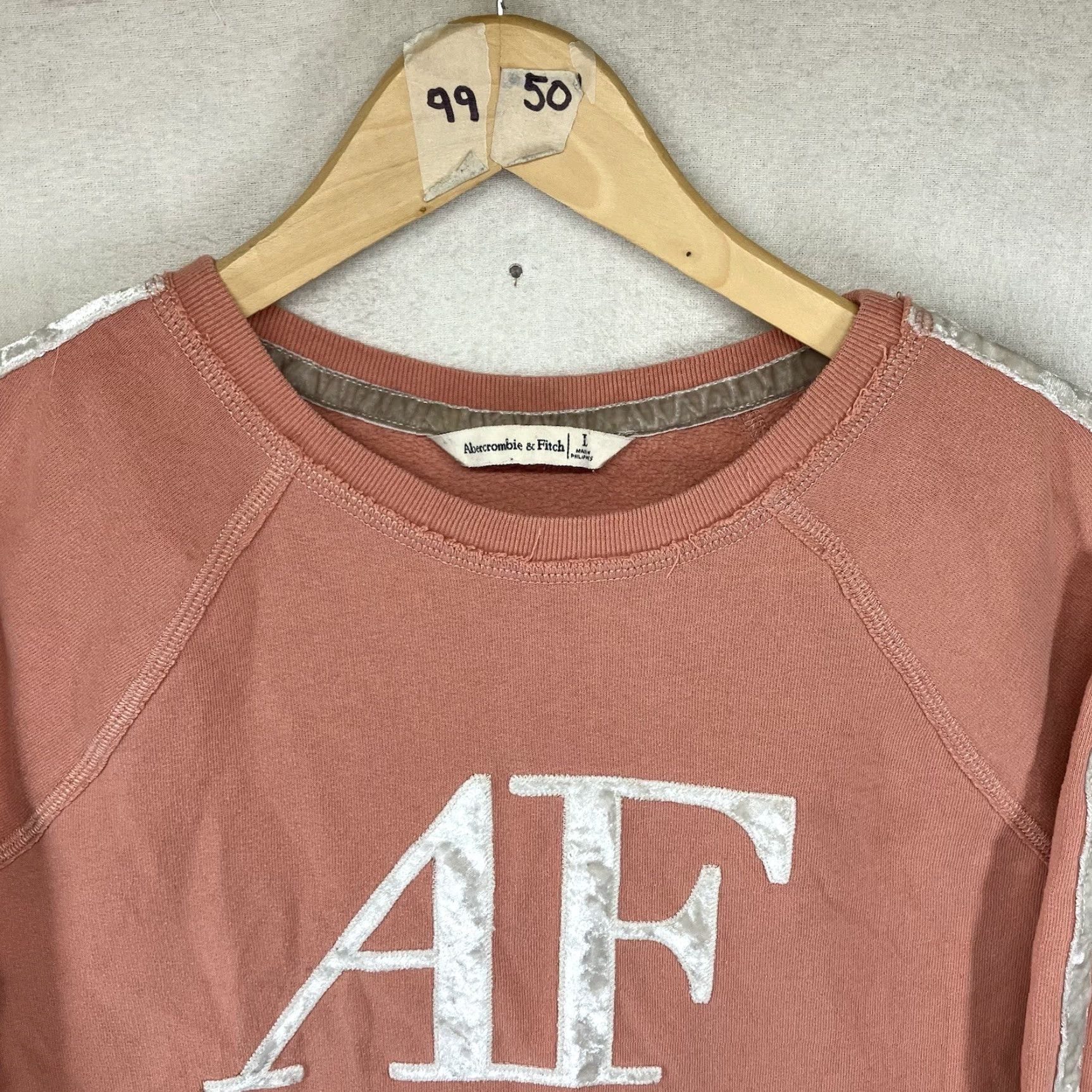 Abercrombie & Fitch Abercrombie & Fitch Sweatshirt Women's Large Raglan Sleeve Crew Neck Velvet Stripe Fleece Graphic Print Color Salmon Orange Modern Retro Size L / US 10 / IT 46 - 6 Thumbnail