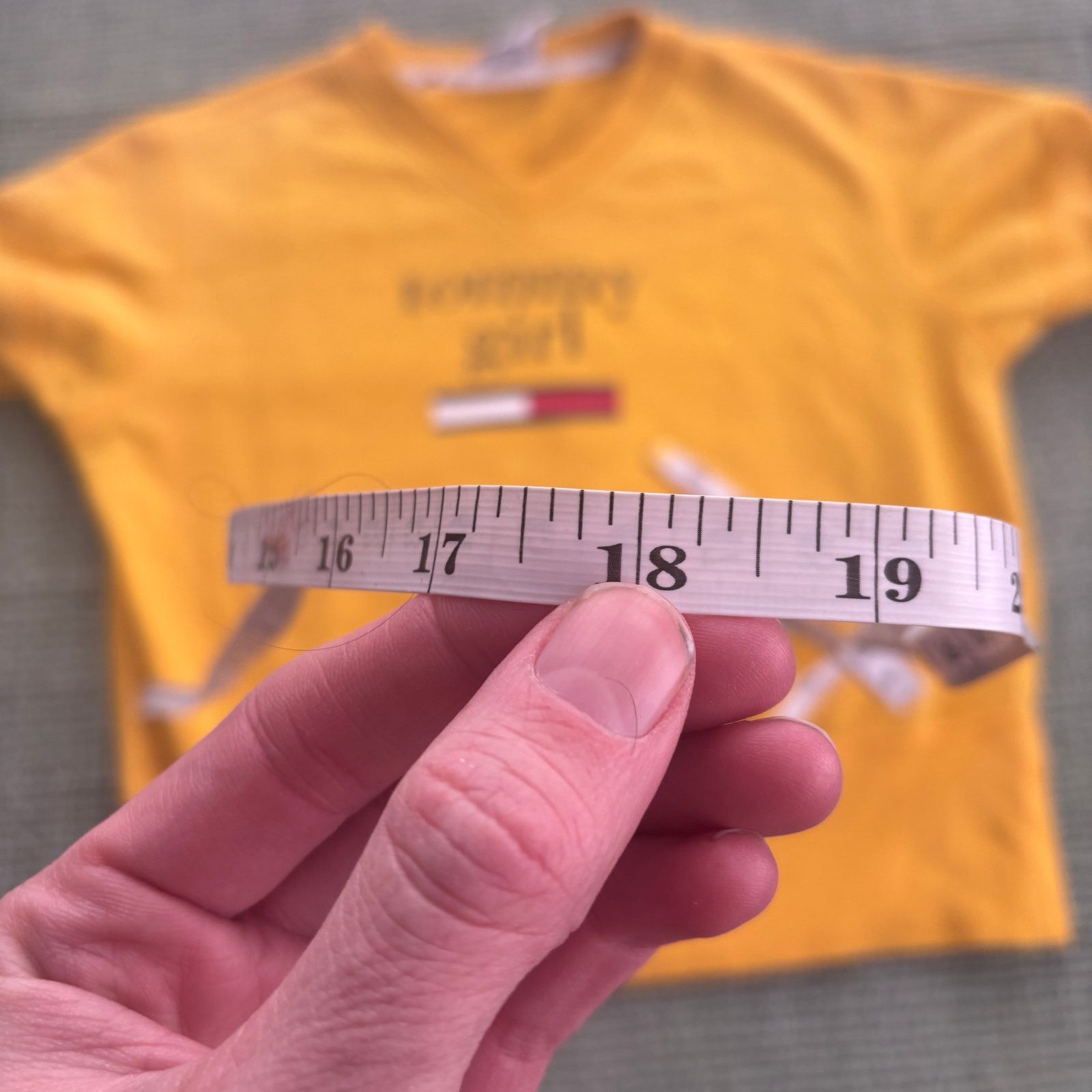 Tommy Hilfiger × Vintage Vintage 90s womens yellow Tommy Girl sweatshirt short sleeve Size M / US 6-8 / IT 42-44 - 6 Thumbnail