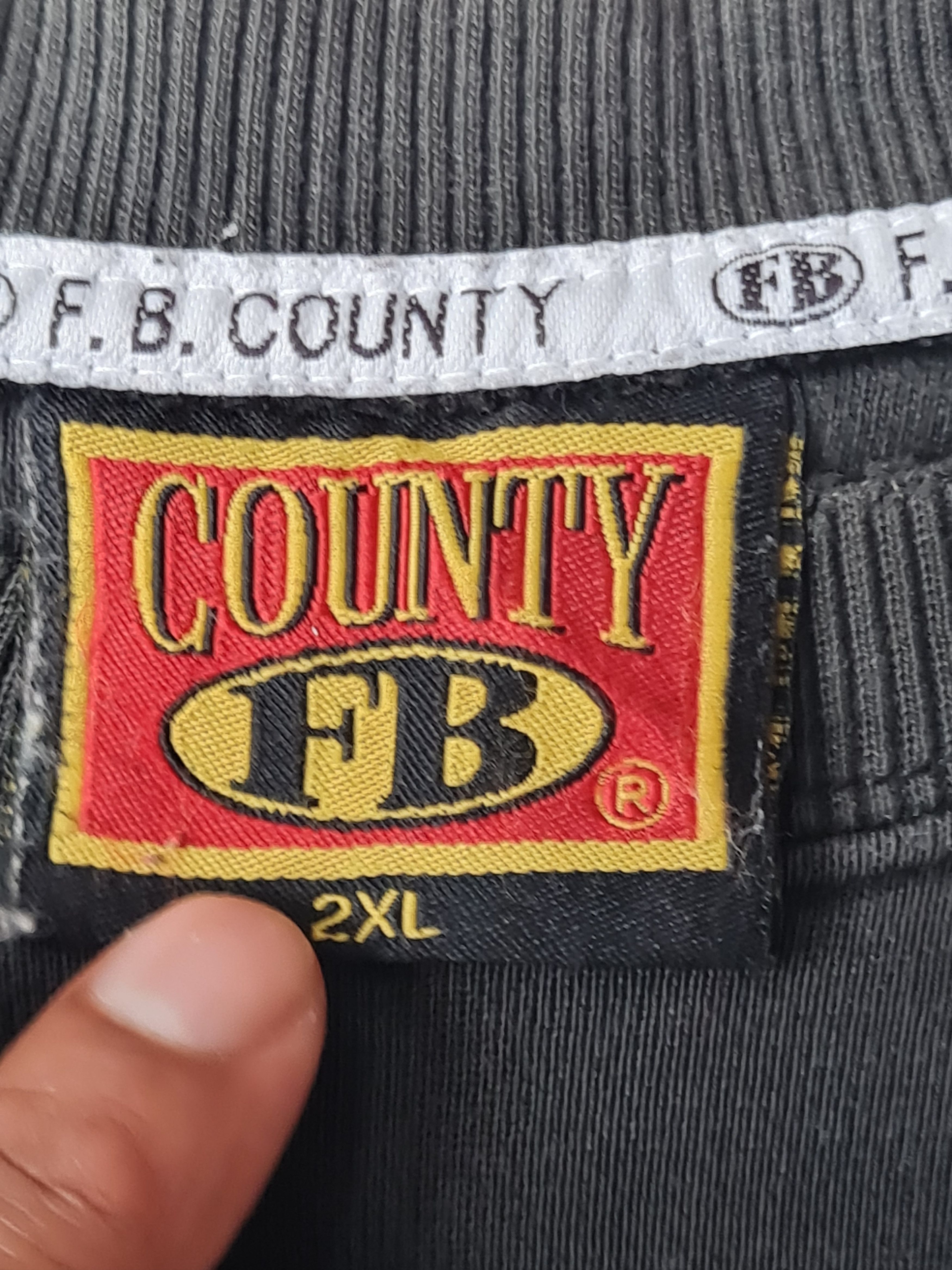 Vintage Vtg 2002 FB County Black Sweatshirt Size US XL / EU 56 / 4 - 11 Thumbnail