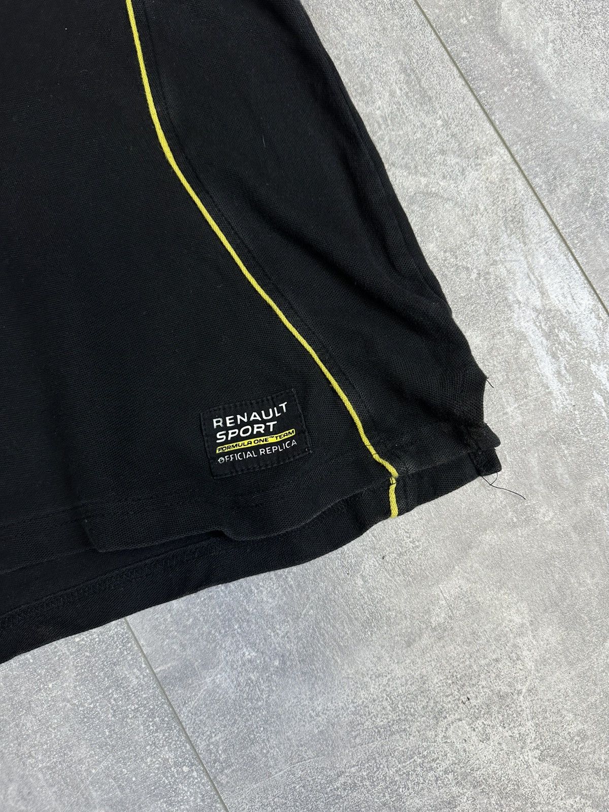 Vintage Men’s polo Renault sport F1 racing Size US XL / EU 56 / 4 - 3 Thumbnail