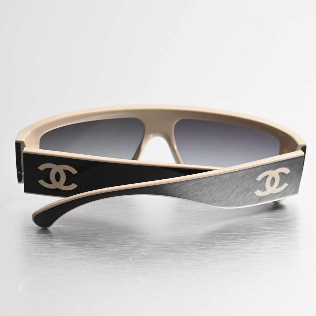 Chanel CHANEL 0CH6057 SUNGLASSES Size ONE SIZE - 8 Thumbnail