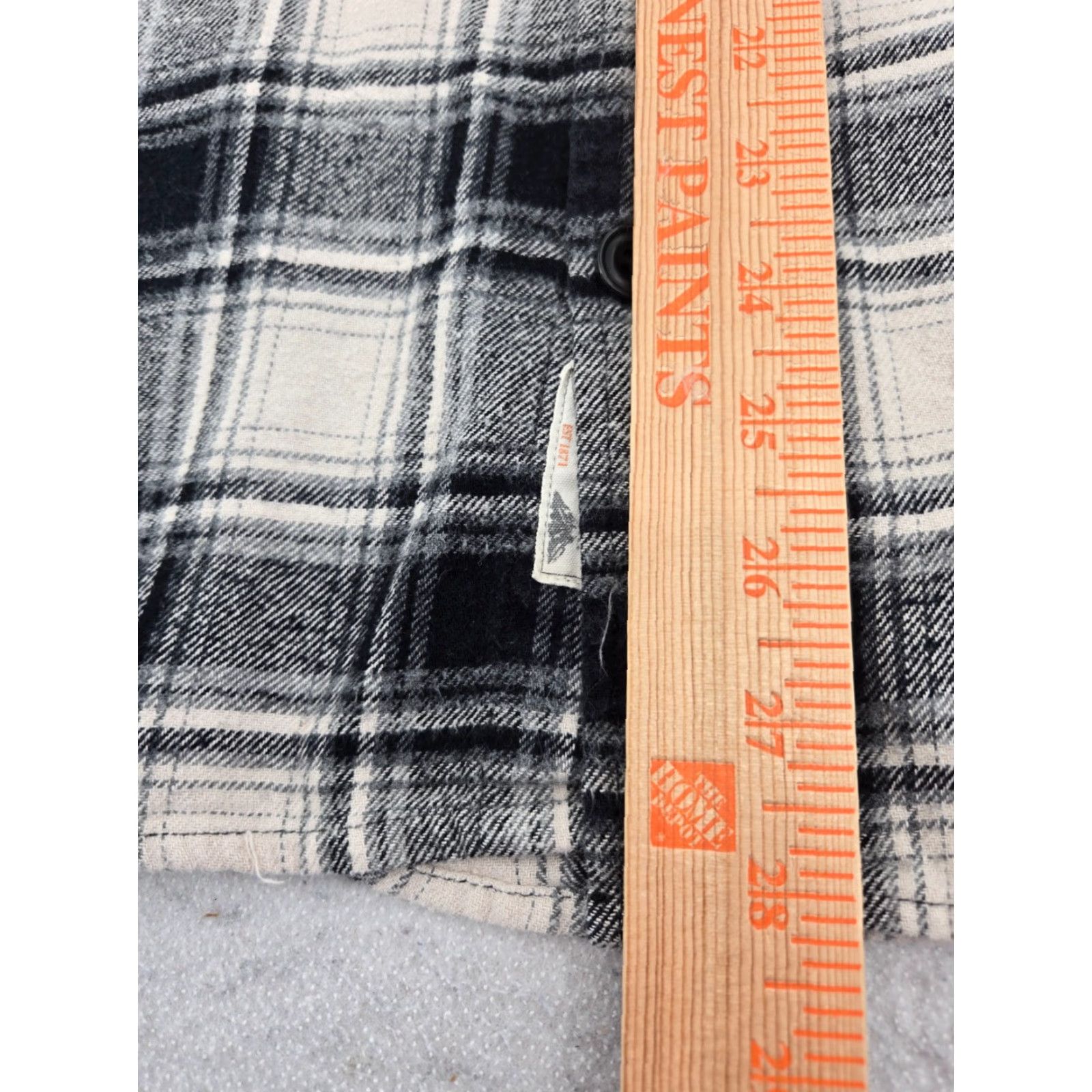 Vintage Field & Stream Flannel Shirt Large Black Plaid Outdoor Fishing Casual Men Shirt L Black Plaid Outdoor Fishing Casual Men Size US L / EU 52-54 / 3 - 7 Thumbnail
