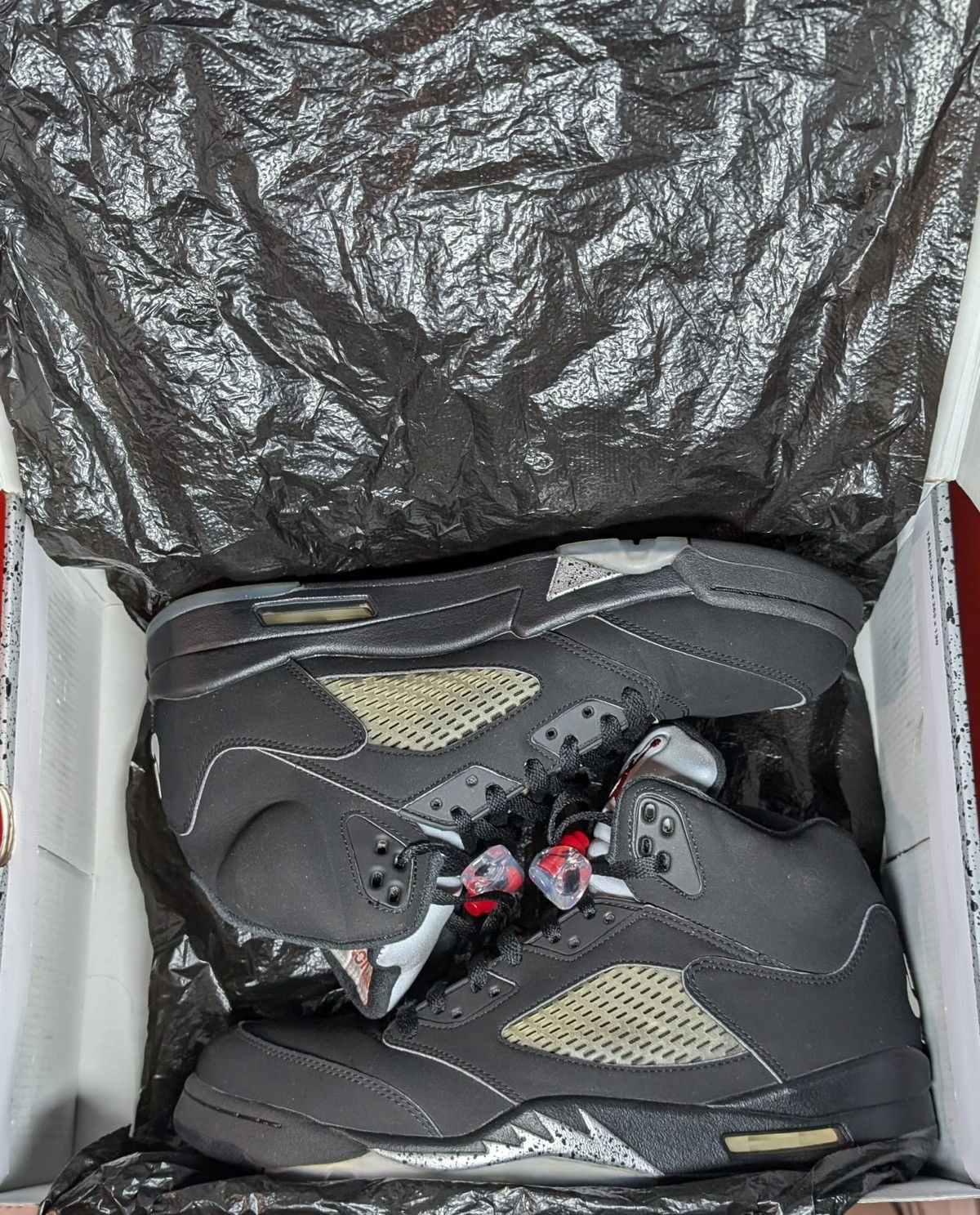 Jordan Brand Size 10.5 - Jordan 5 OG Mid Metallic Silver Size US 10.5 / EU 43-44 - 8 Thumbnail