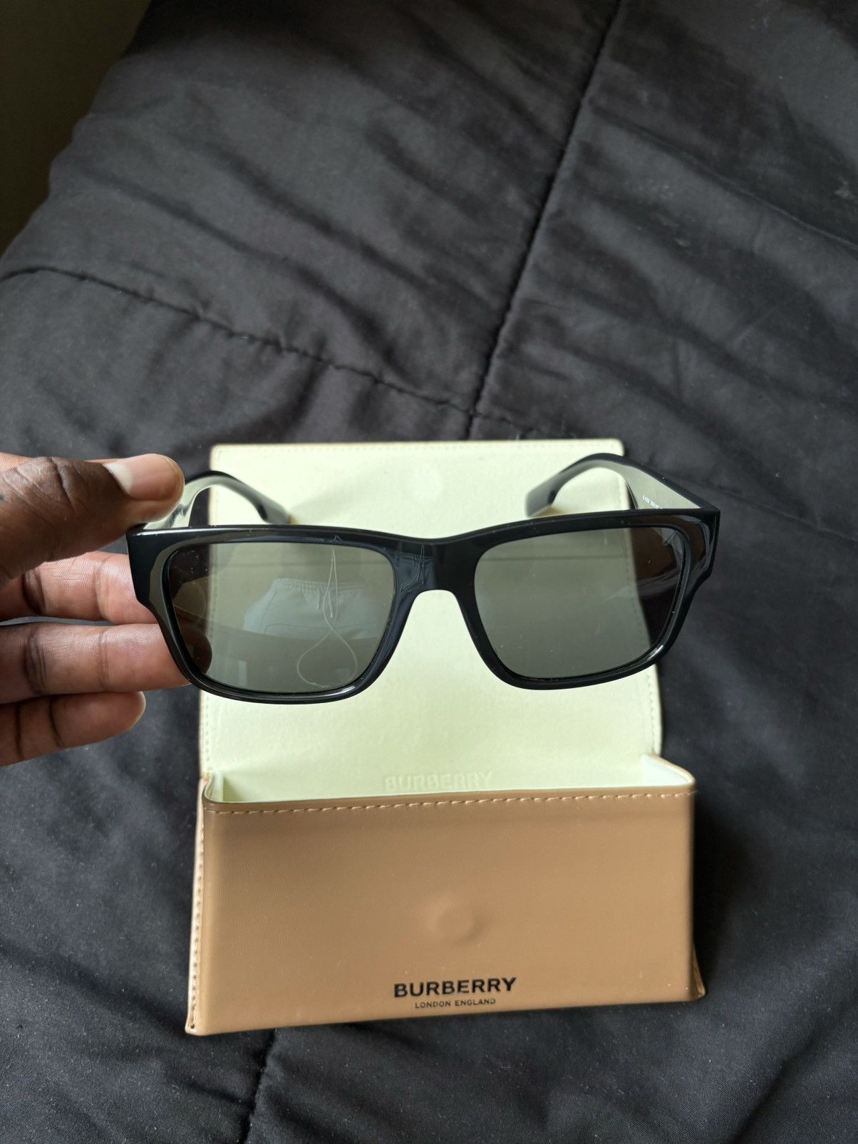 Burberry Burberry Sunglasses Size ONE SIZE - 4 Thumbnail