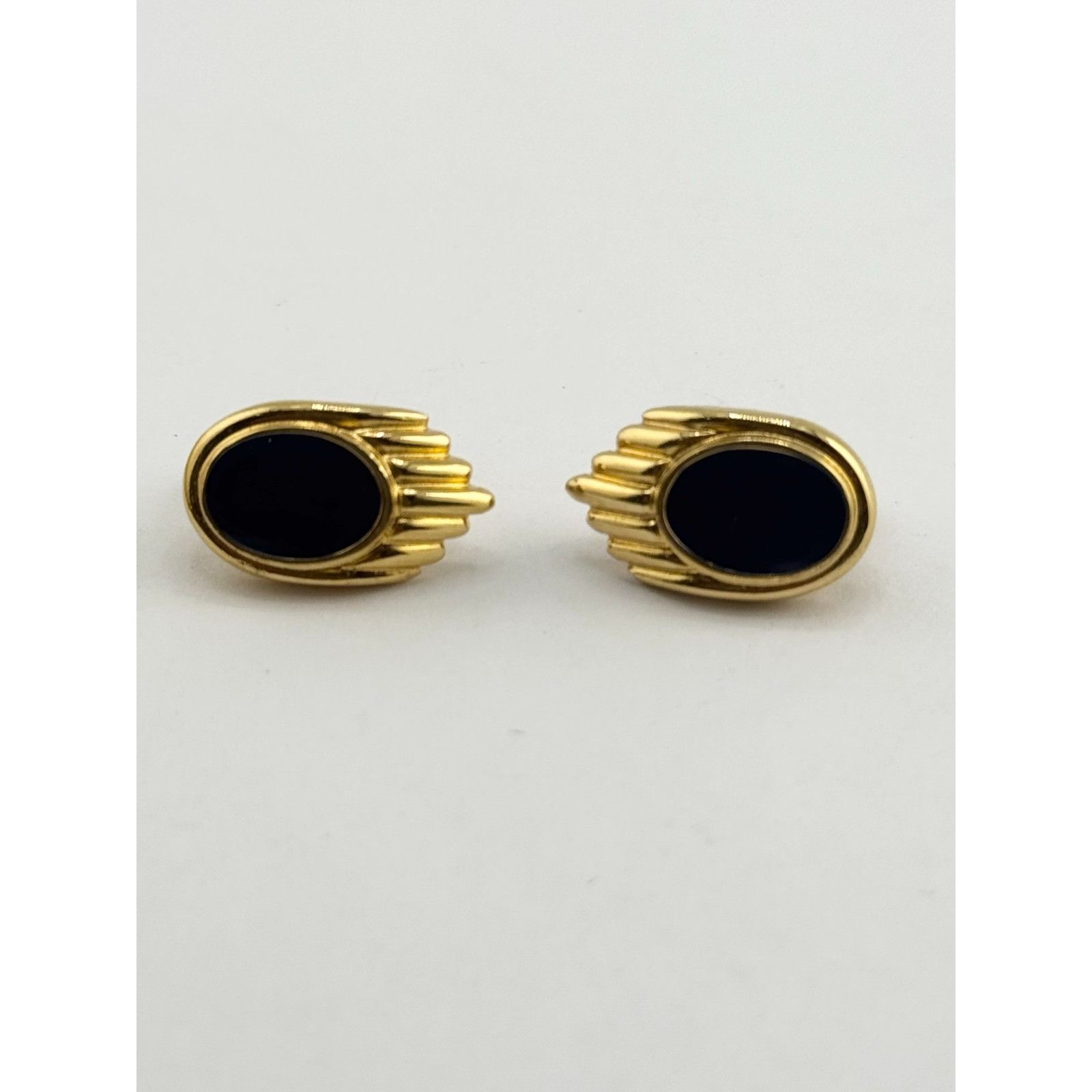 Vintage Vintage Monet blue enamel clip on earrings Size ONE SIZE - 3 Thumbnail
